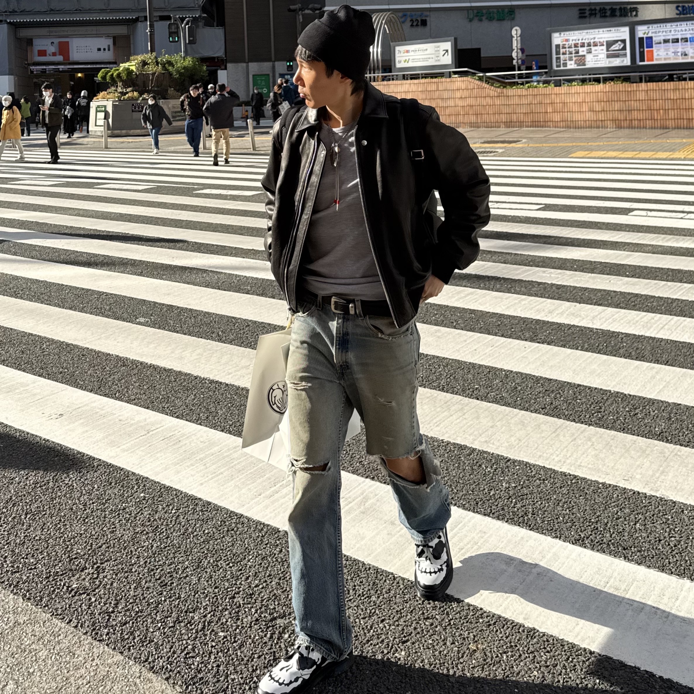 Stussy Leather Flight Jacket Black 착용 스타일 - 2