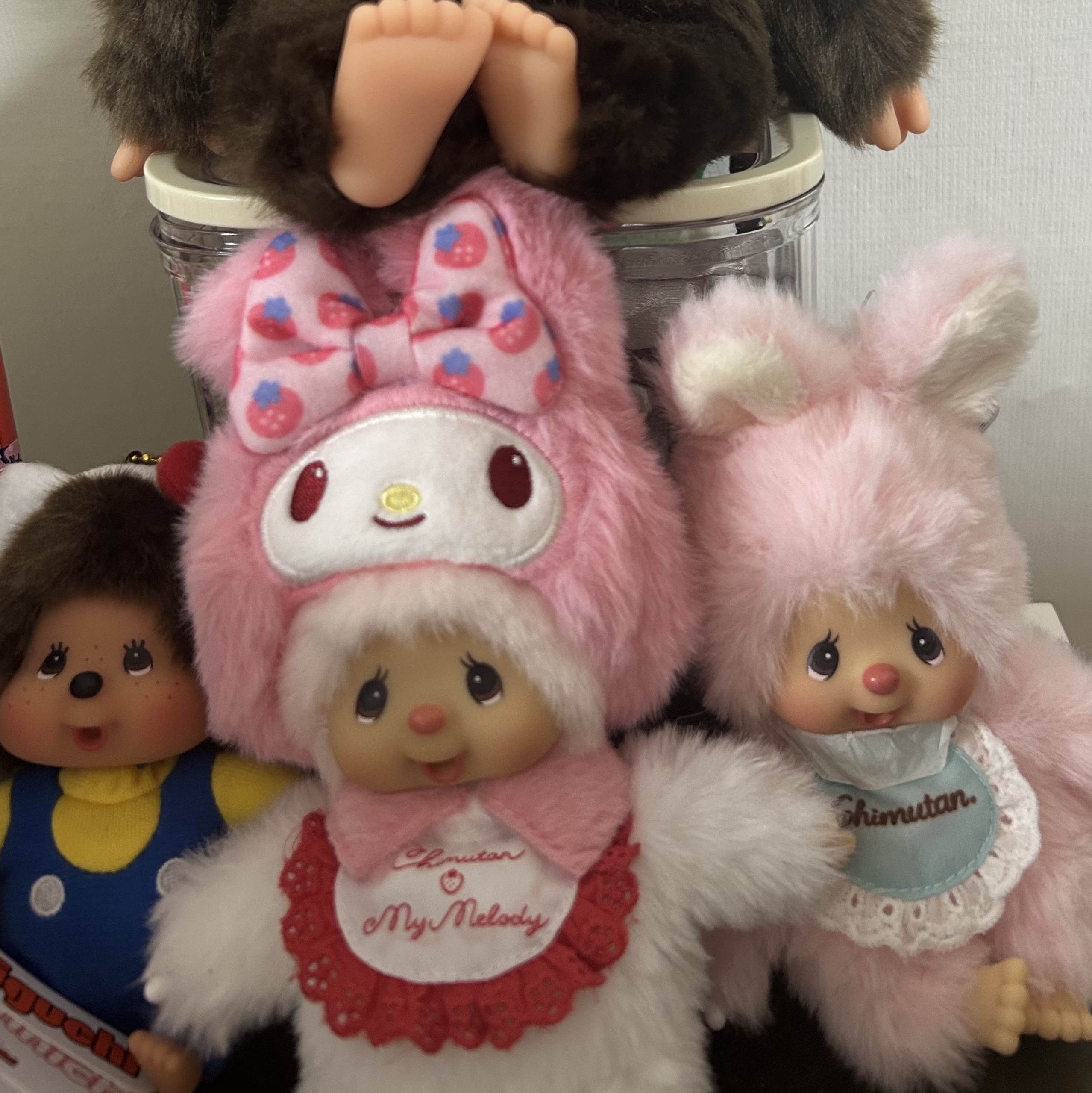 Monchhichi x Sanrio Characters My Melody Chimutan Keychain 착용 스타일