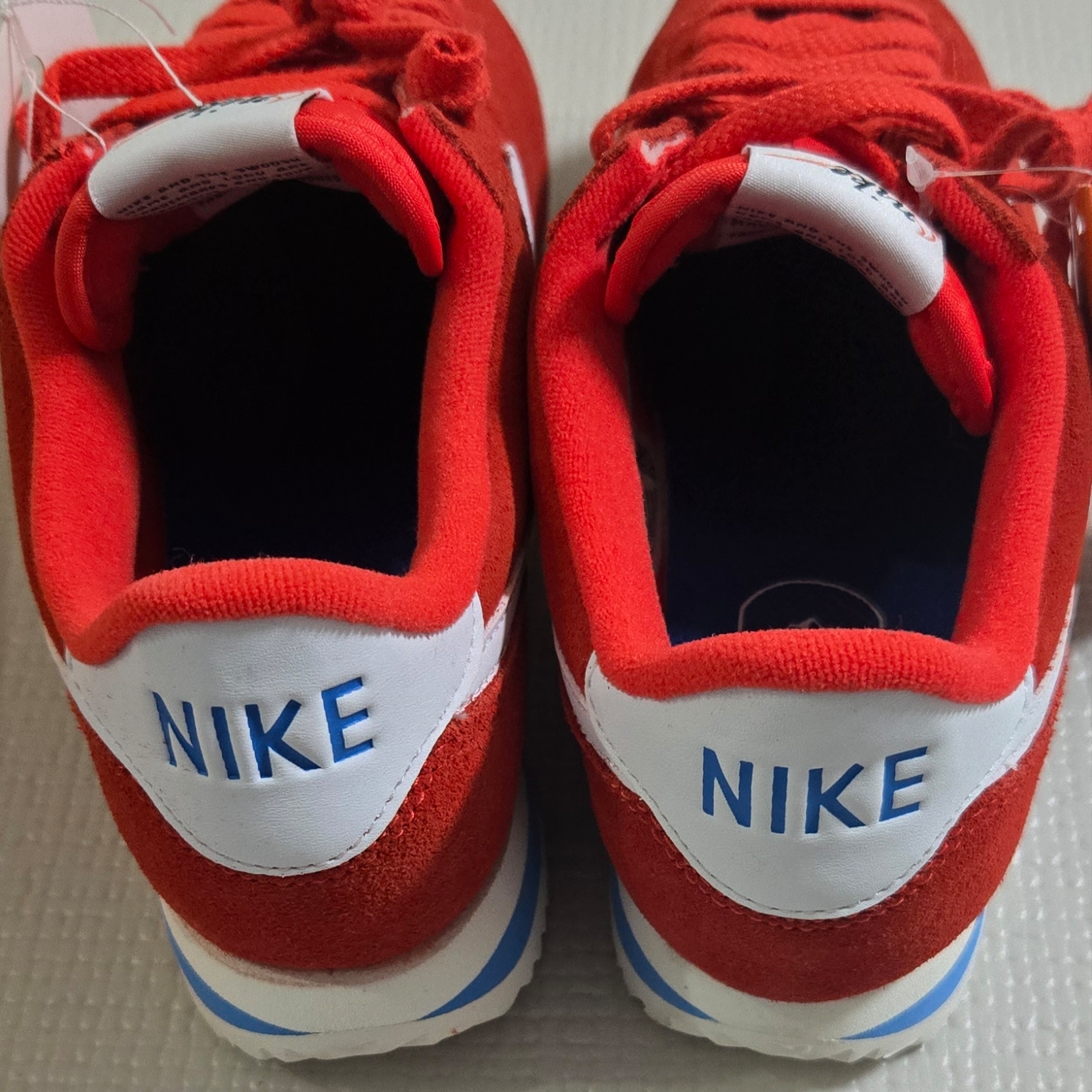 (W) Nike Cortez Light Crimson Light Photo Blue 착용 스타일 - 2