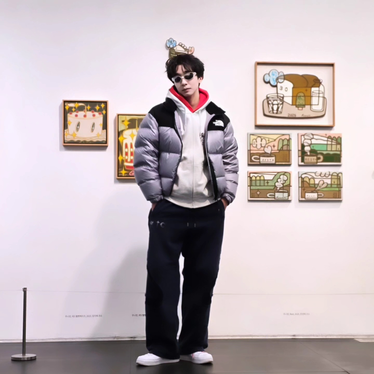 Stussy Beach Roots Hoodie Red, Stussy Stock DSM Ginza Zip Hoodie Ash Heather 2023 착용 스타일 - 2