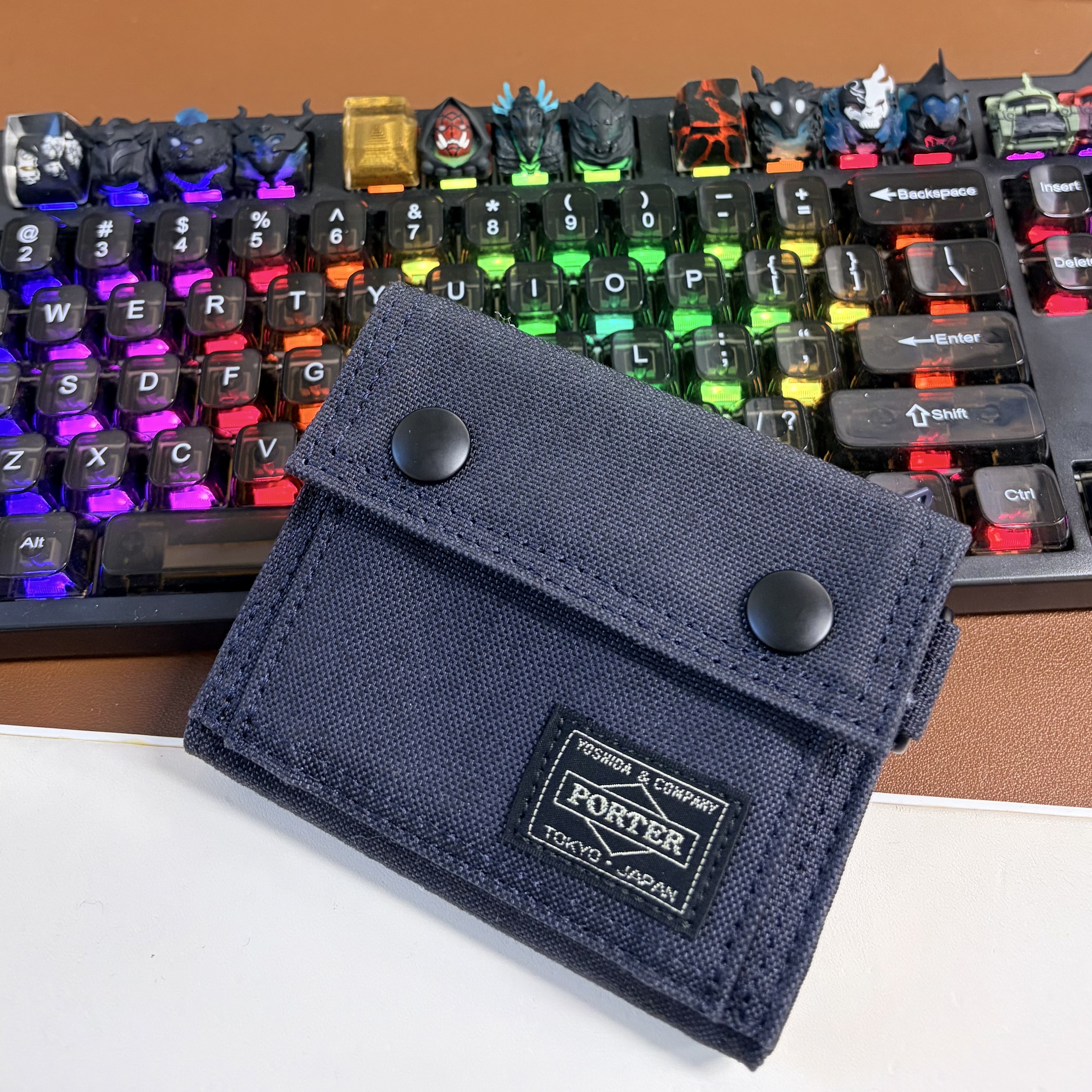 Porter Smoky Wallet Navy Blue 착용 스타일