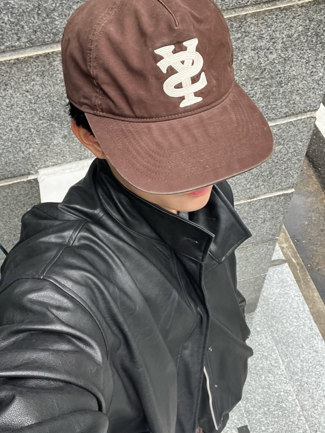 Sunday Ceremony Sy Logo 5 Panel Cotton Cap - Brown 착용 스타일 - 4