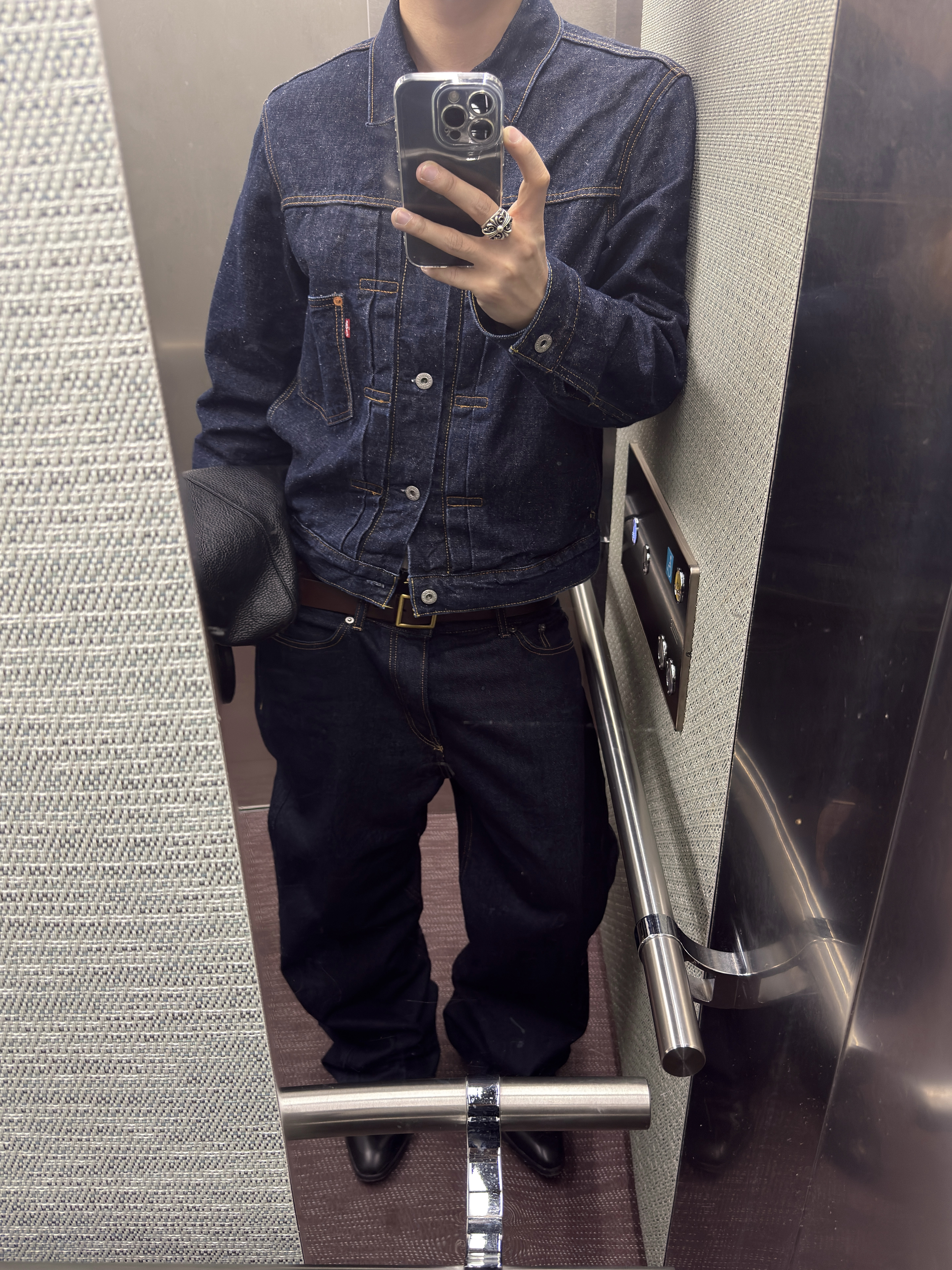 Levi's Type I Jacket Dark Indigo 착용 스타일 - 2