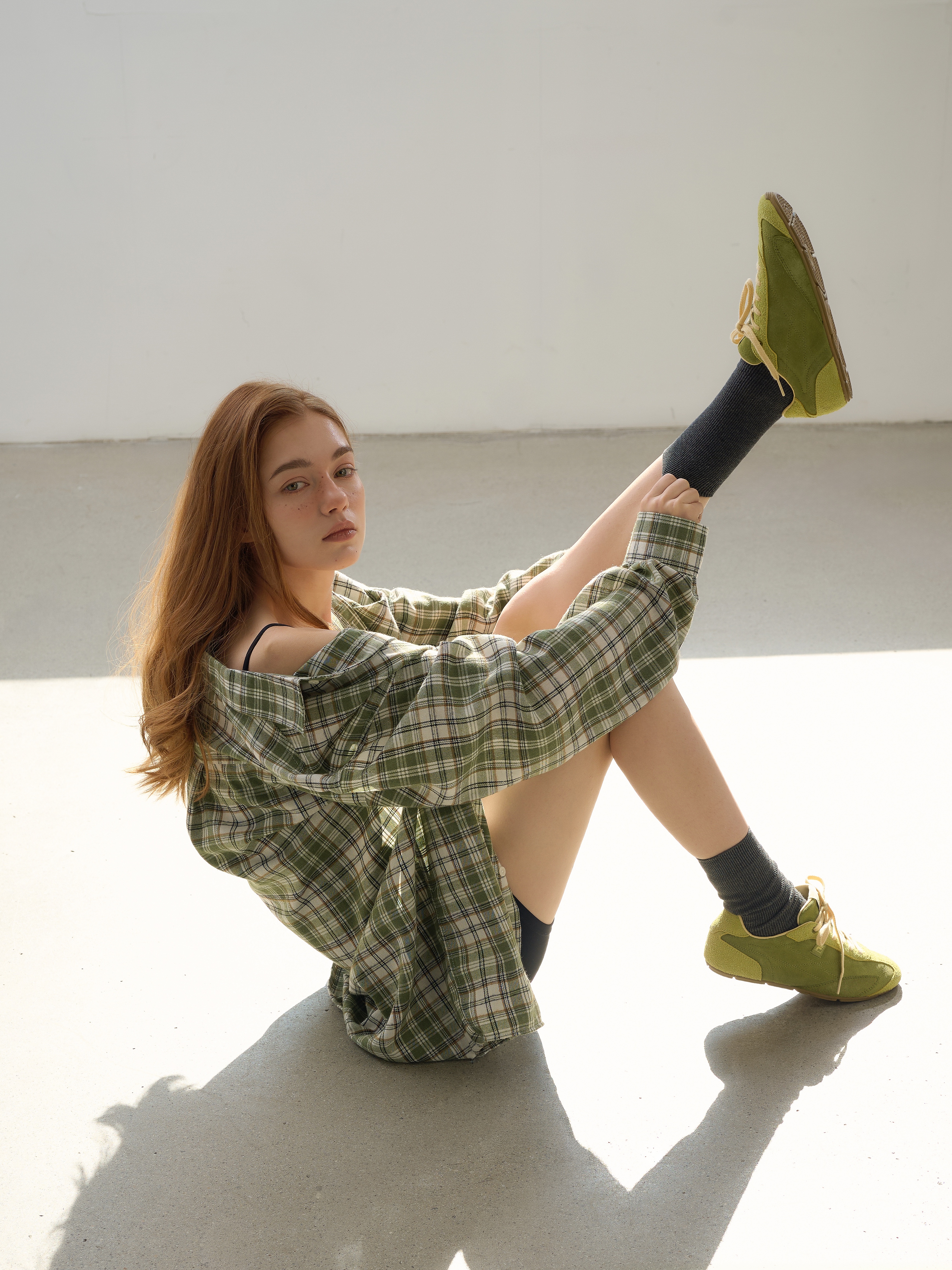 [6% 적립] FILA Ritmo Sleek LX Matcha, [6% 적립] FILA Ritmo Sleek LX Yellow 착용 스타일 - 2