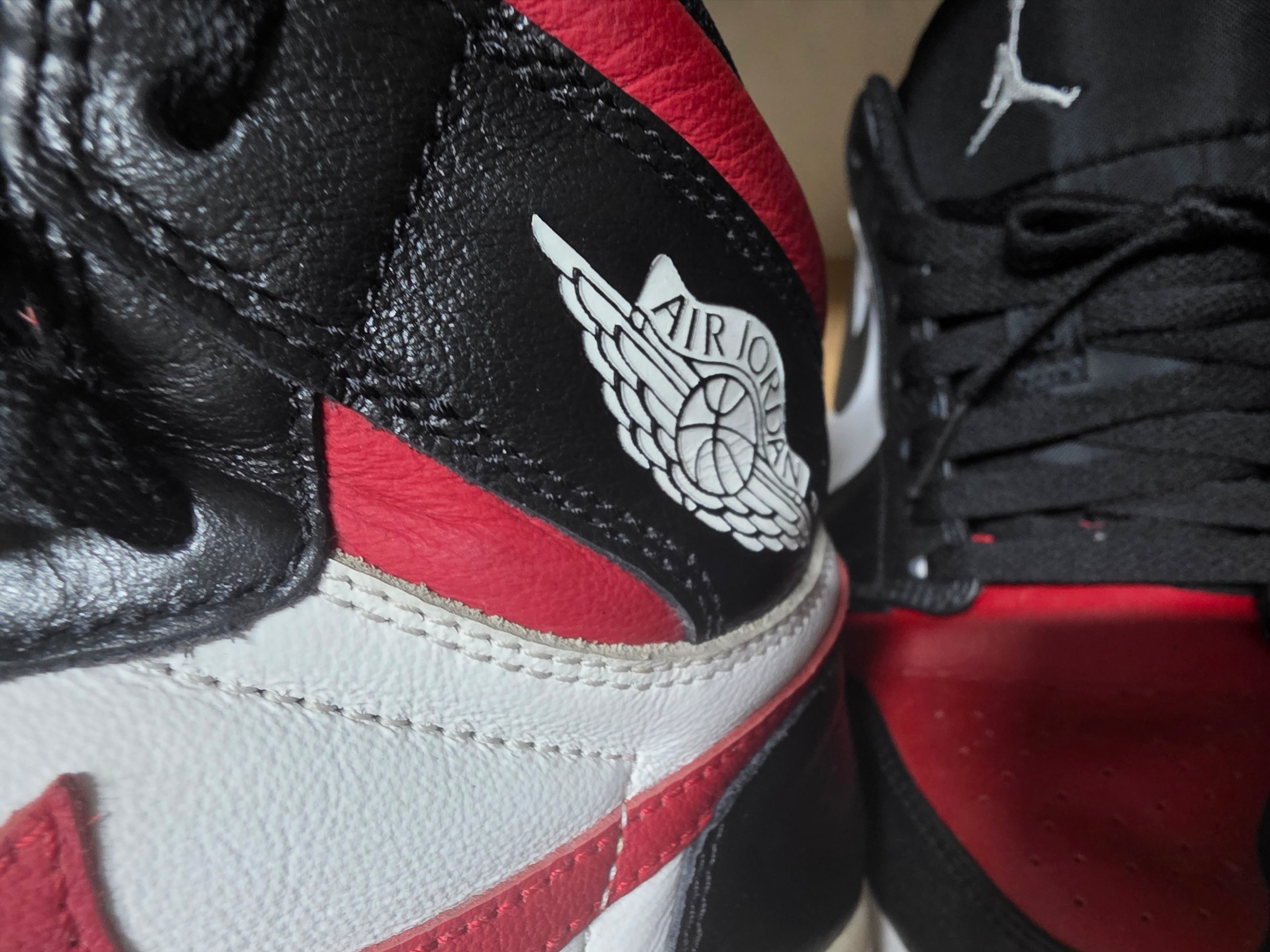 Jordan 1 Retro High OG Gym Red 착용 스타일