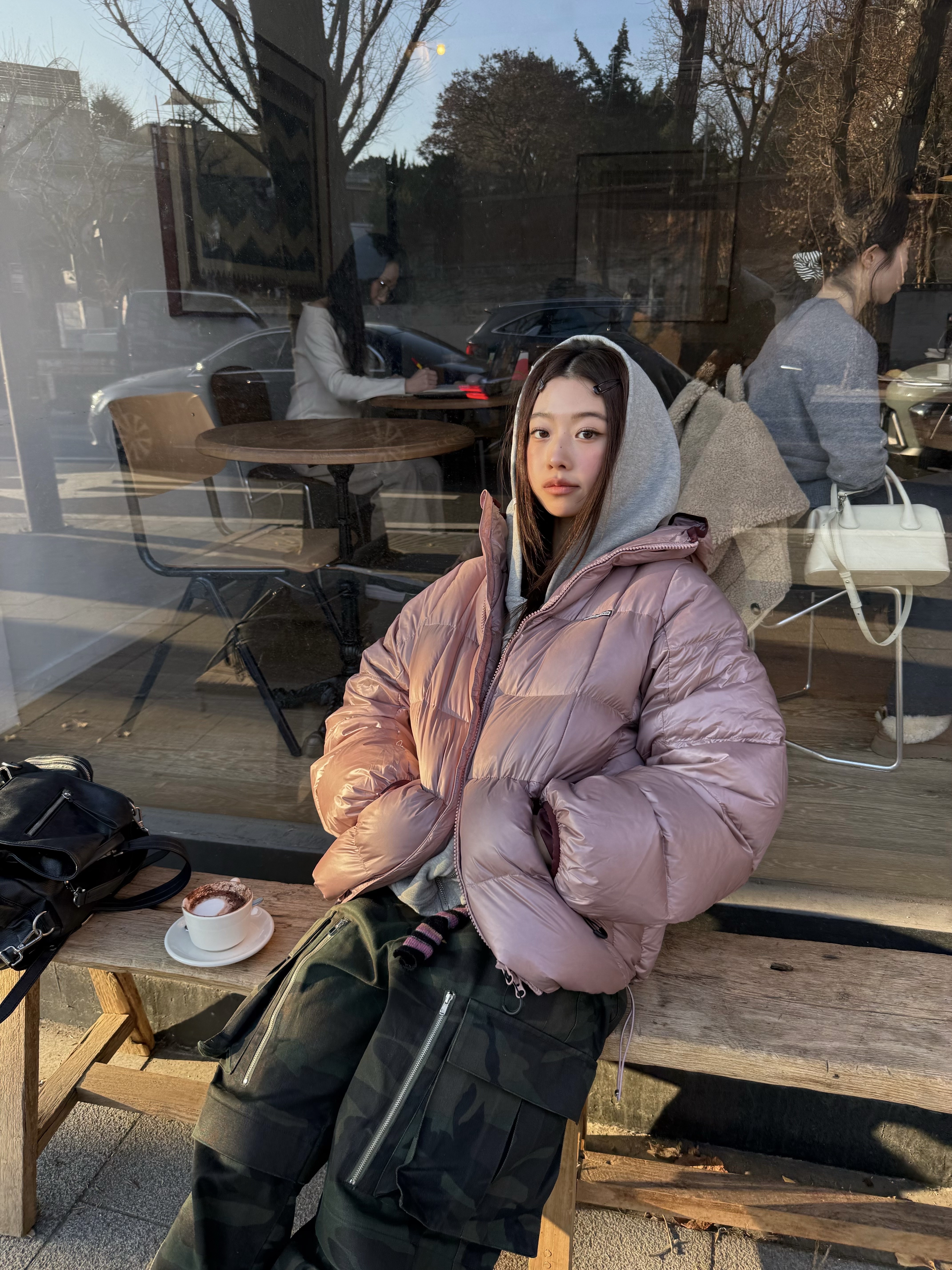 Thevinylhouse Hooded Duck Down Jacket Pink 착용 스타일 - 1