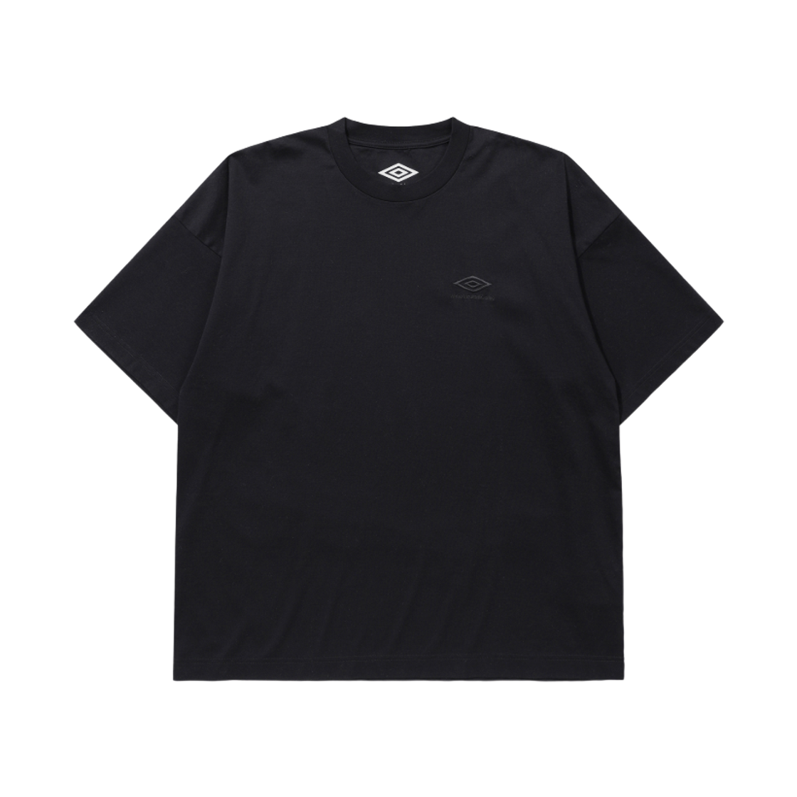 엄브로 x 화이트 마운티니어링 오버사이즈 숏슬리브 티셔츠 블랙(Umbro x White Mountaineering Oversized Short Sleeve T-Shirt Black)