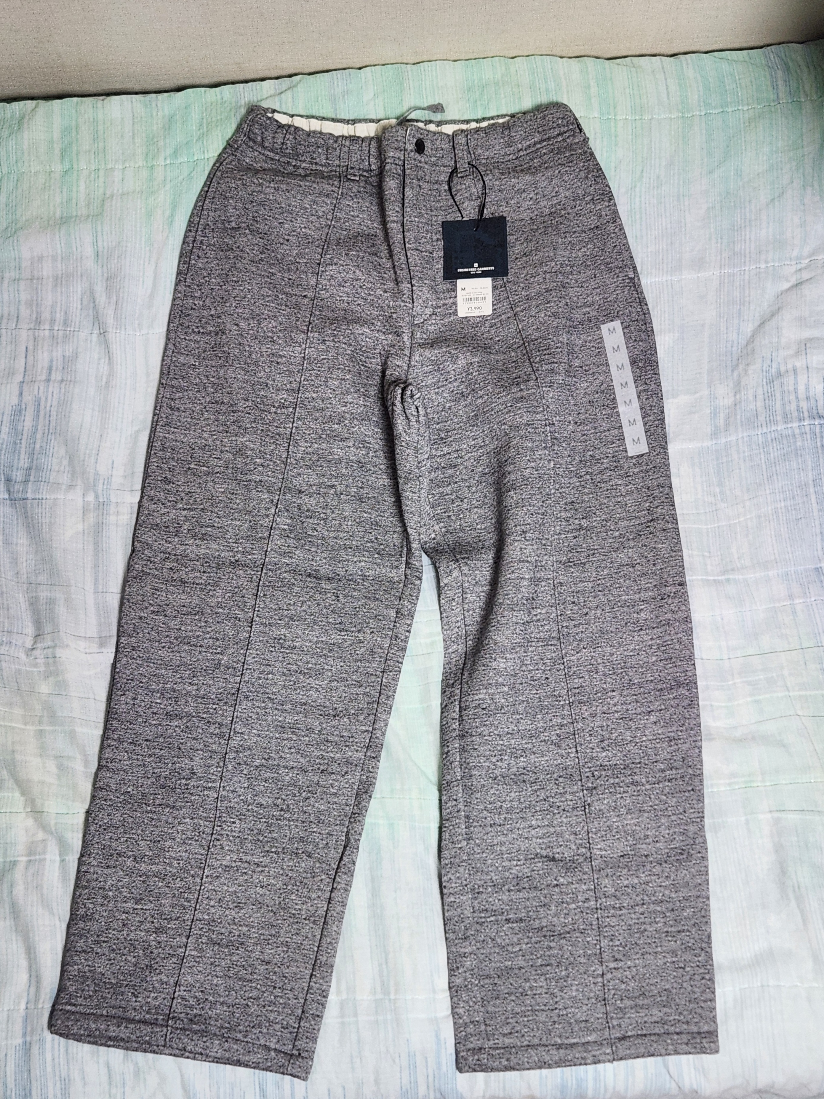GU x Engineered Garments Heavyweight Sweatpants Gray 착용 스타일