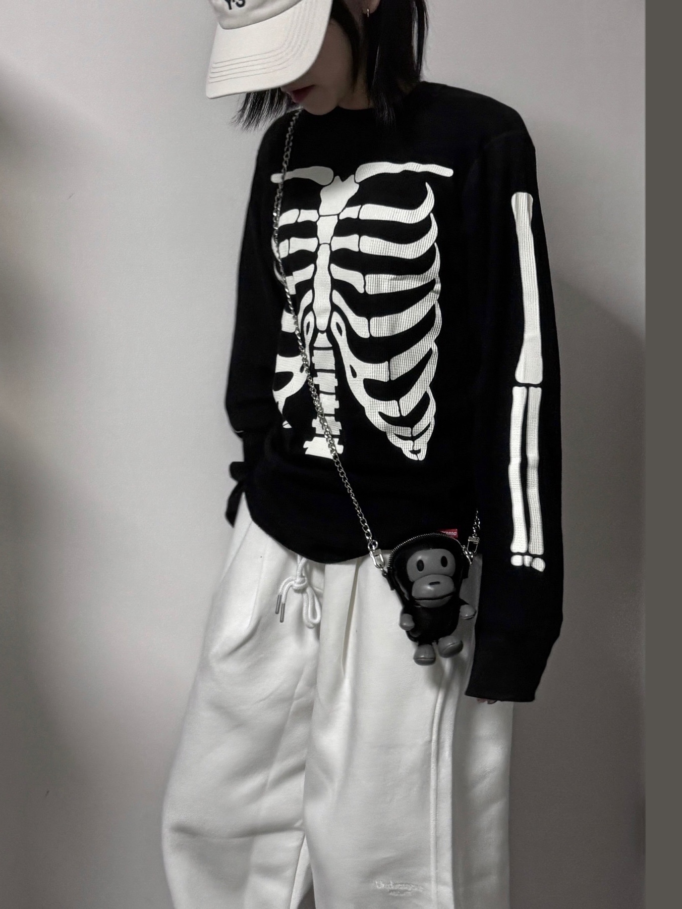Undermycar Mu.03 Anti Fxxking Logo Play Oversized Sweat Jogger Cream 착용 스타일 - 1