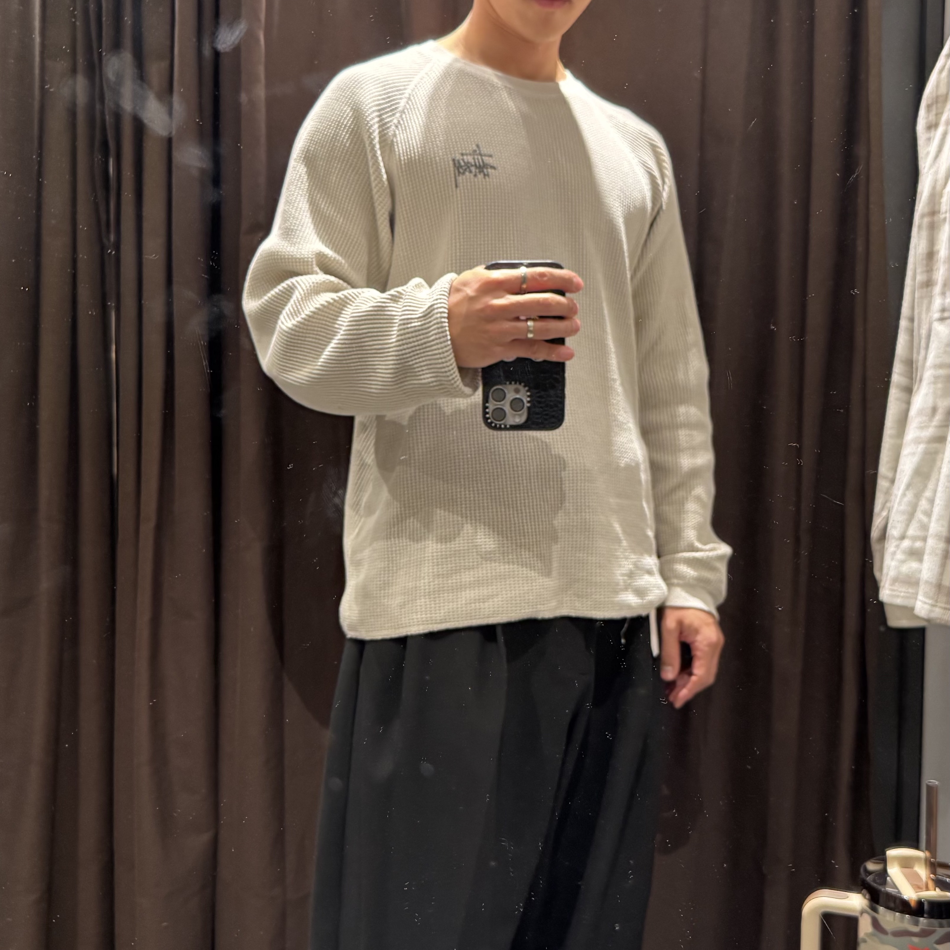 Stussy Raglan Thermal LS Crew Bone 착용 스타일