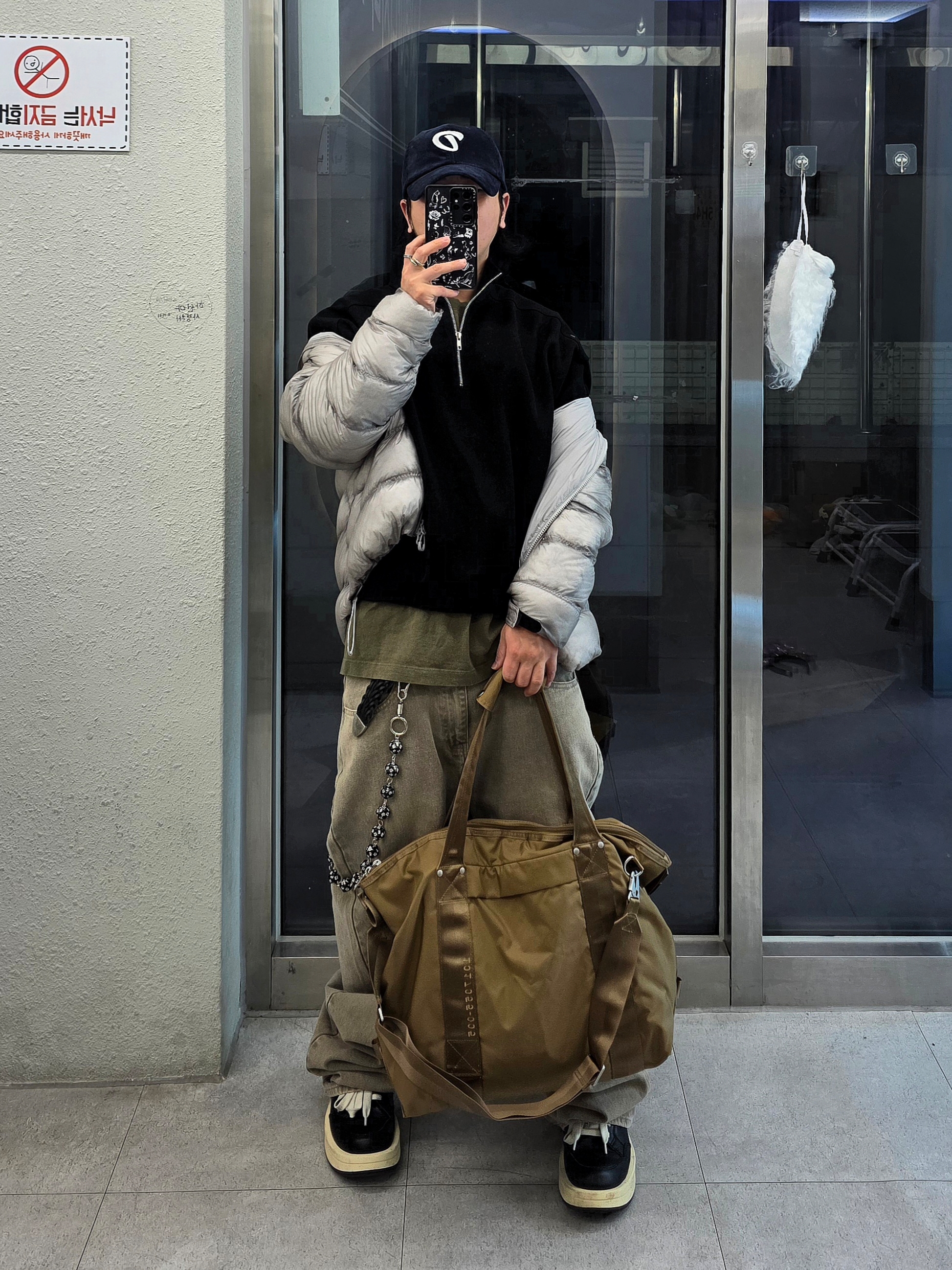 Salomon UNI Cross Insulation Jacket Light Grey, Converse x Drkshdw Turbowpn Black Cream 착용 스타일 - 8