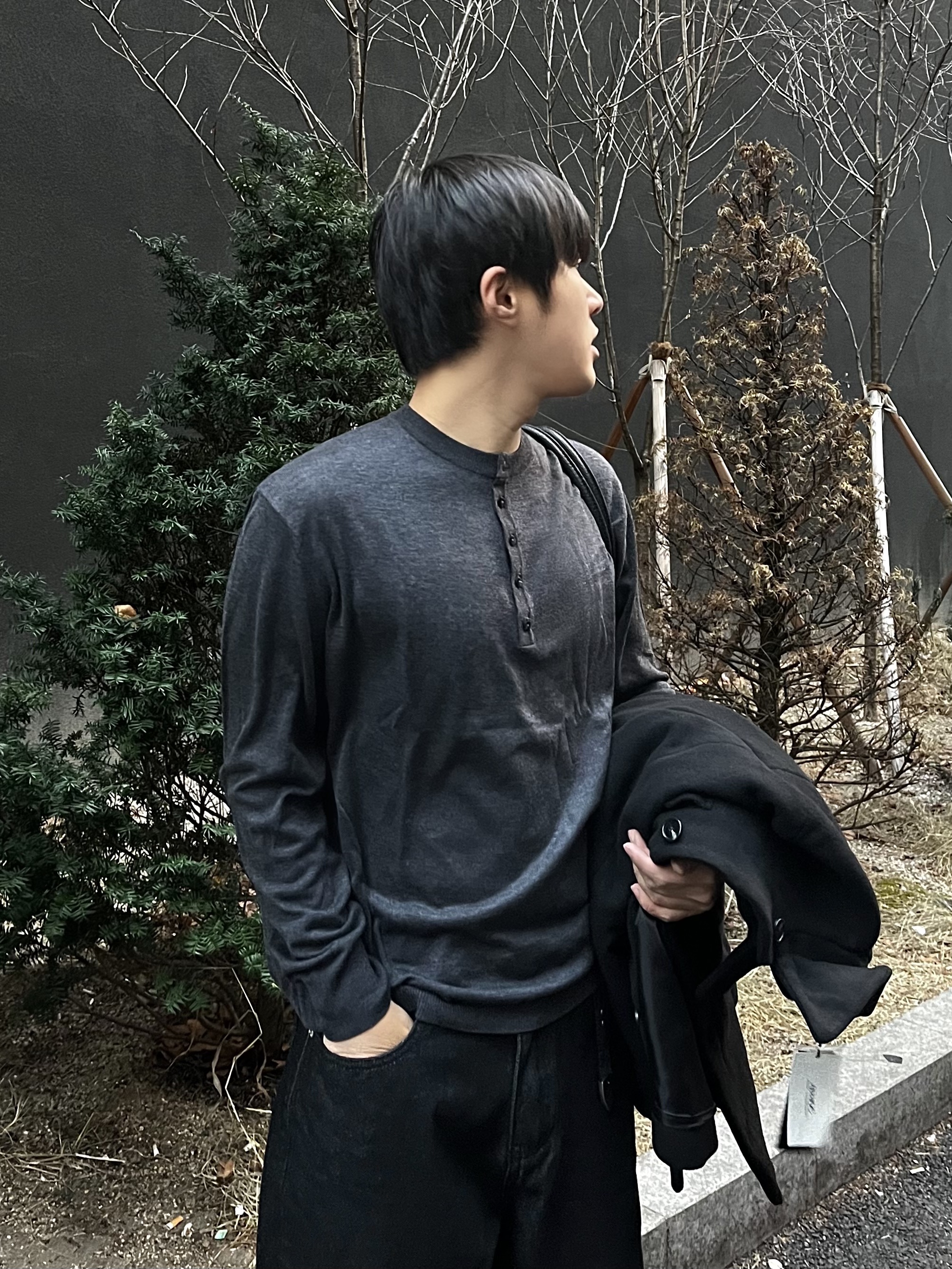 noun Wide Denim Pants Black, Pemont Square Black 착용 스타일 - 4