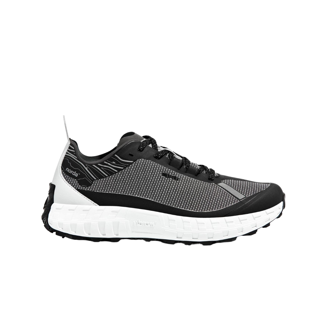 NORDA001-M-COREBLACK Norda 001 Core Black