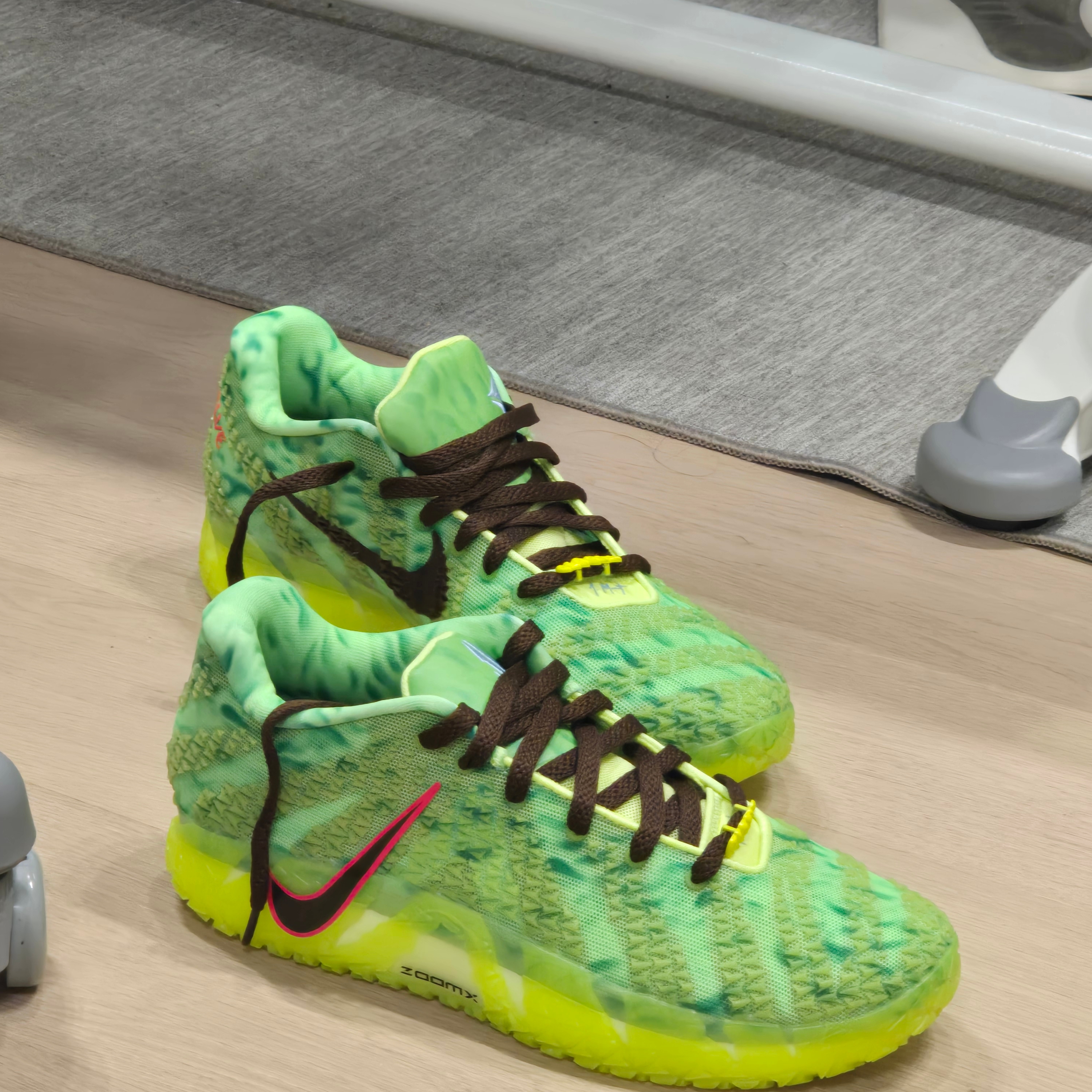 Nike Ja 3 EP Light Lemon Twist Hemp 착용 스타일