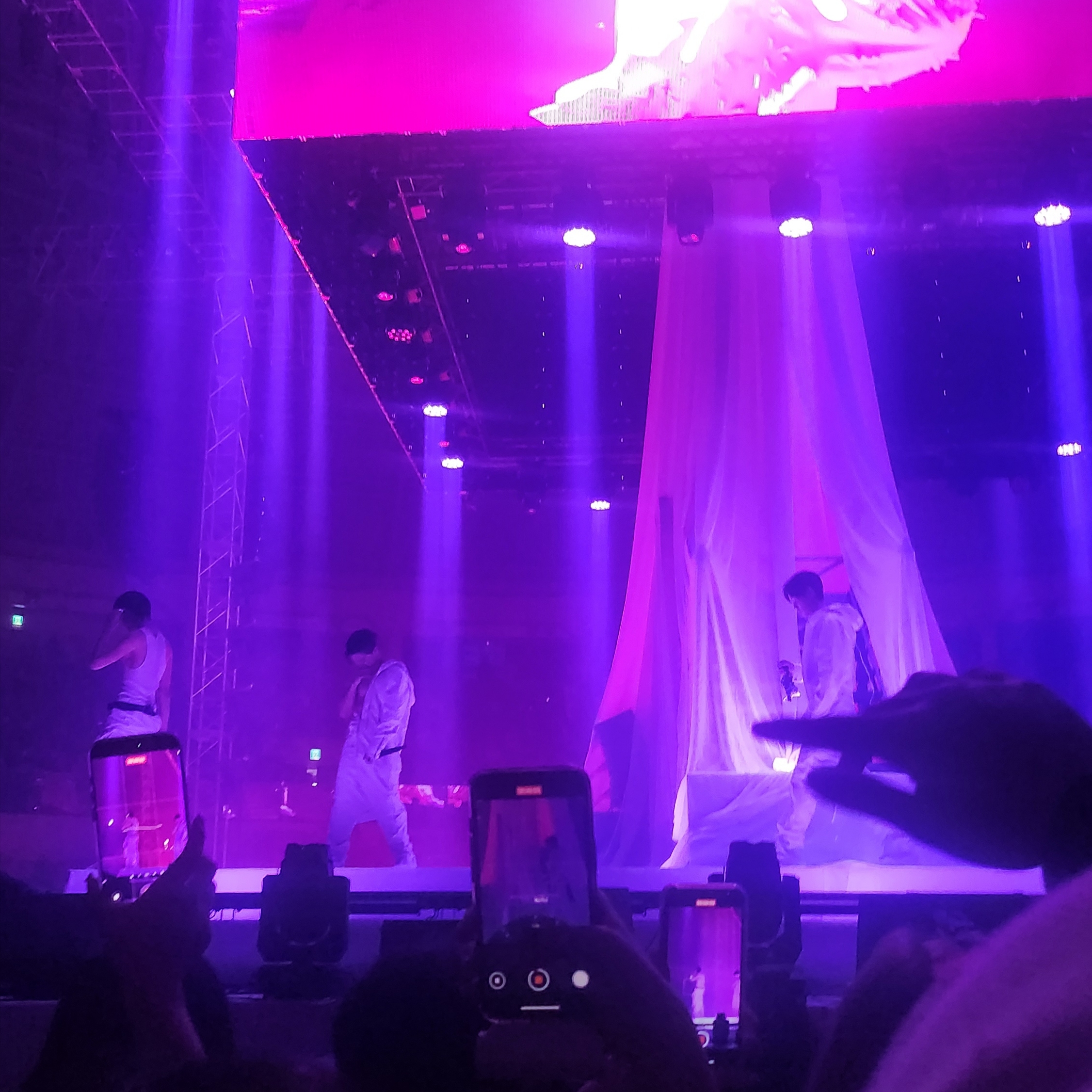 KC 1st Concert in Seoul: KOLLECTIVE 2025 w/ Yuki Chiba (Standing Area) 착용 스타일