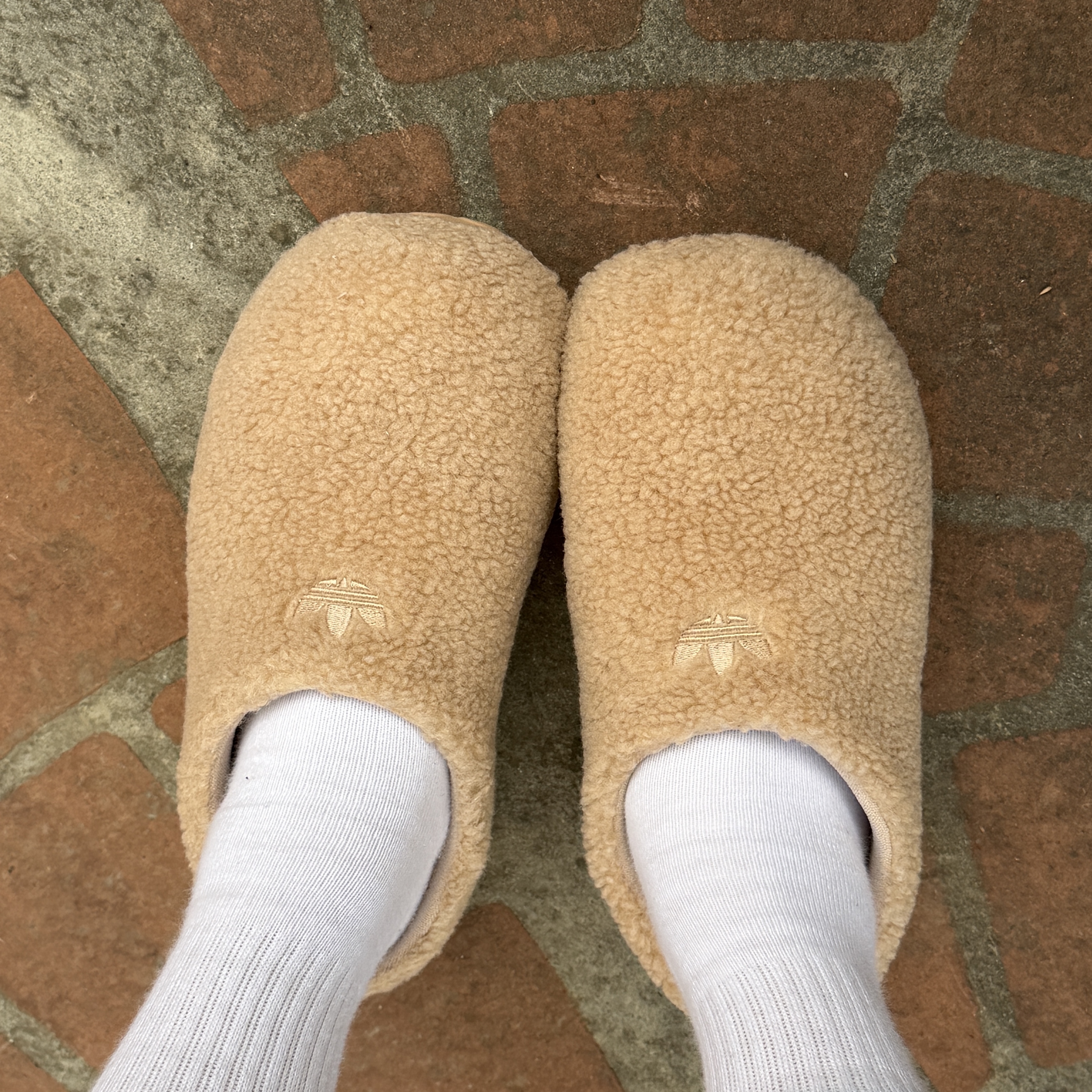 (W) Adidas Adifom Stan Mule Magic Beige Alumina 착용 스타일