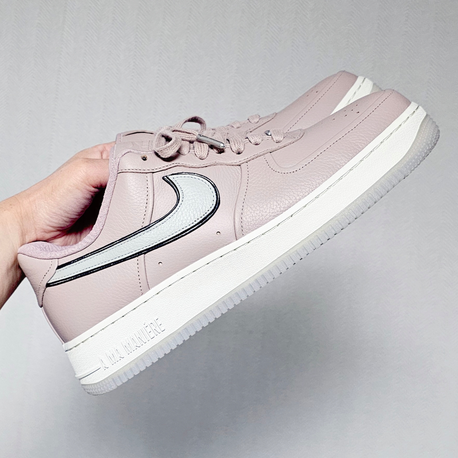 (W) Nike x A Ma Maniere Air Force 1 '07 W.Y.W.S. 착용 스타일