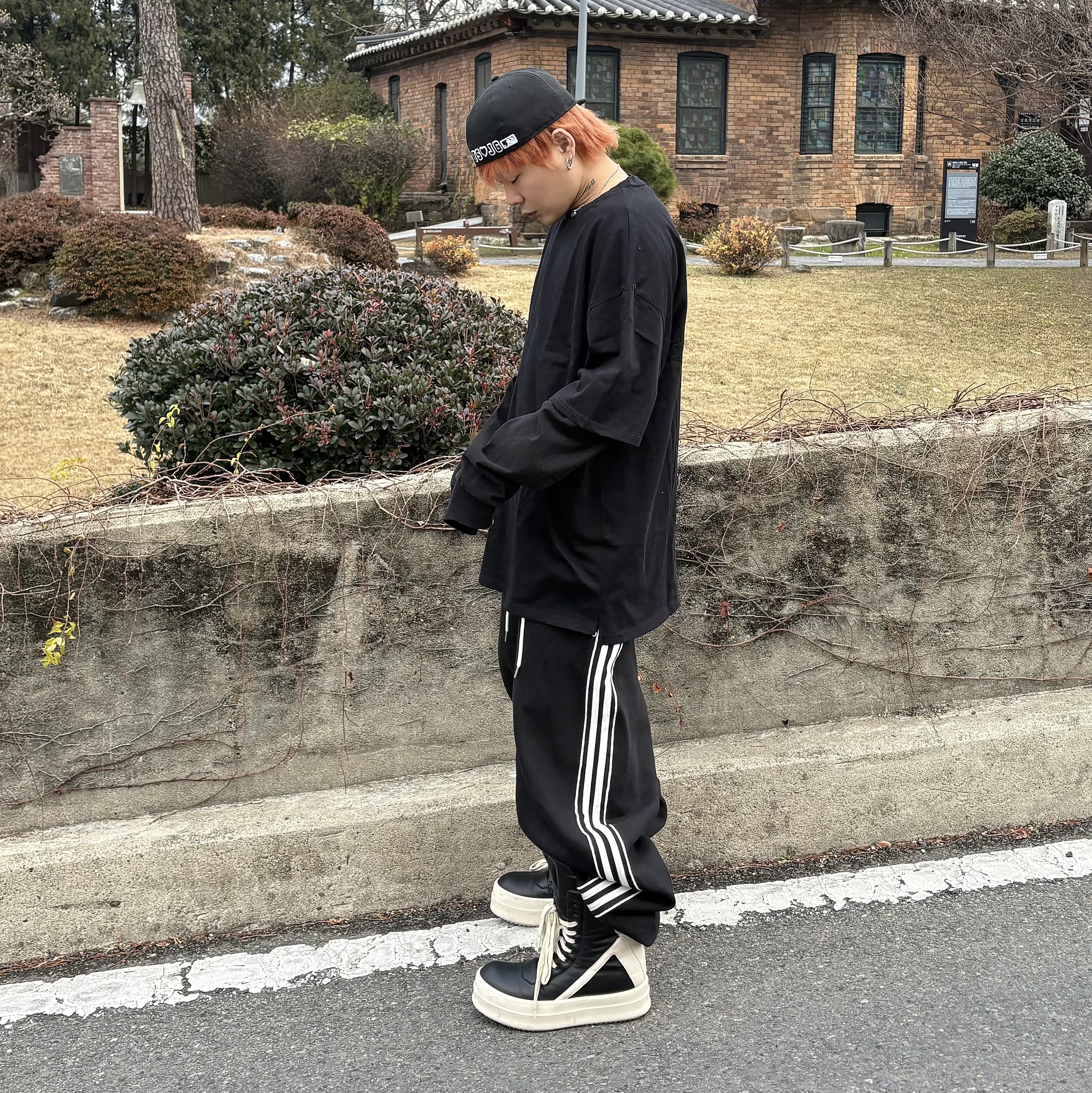 Rick Owens Mega Bumper Geobasket Black Milk, New Era 59Fifty MLB Authentic New York Yankees Game Navy 착용 스타일 - 1