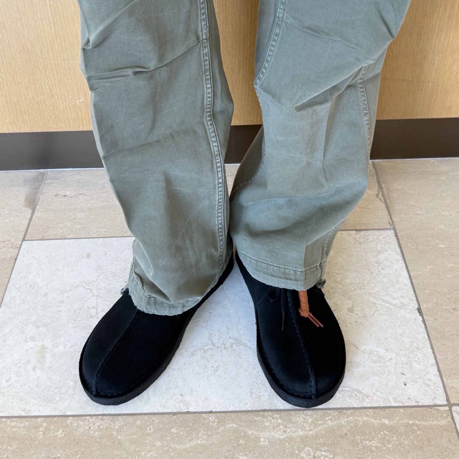 Clarks Desert Trek Black Suede - 25FW 착용 스타일 - 2