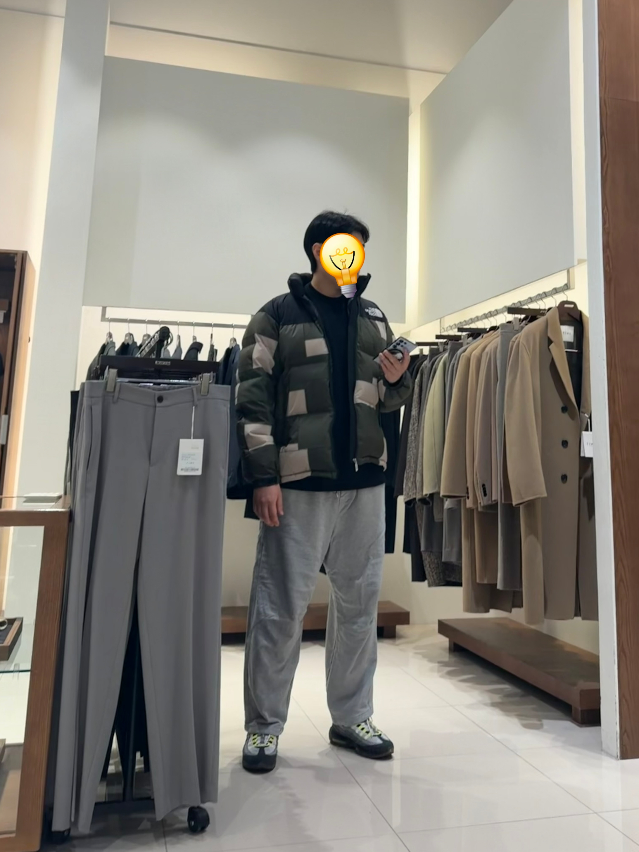 The North Face x Comme des Garcons Junya Watanabe Man Nuptse Down Jacket Khaki, Nike Air Max 95 OG Neon Yellow 2020 착용 스타일