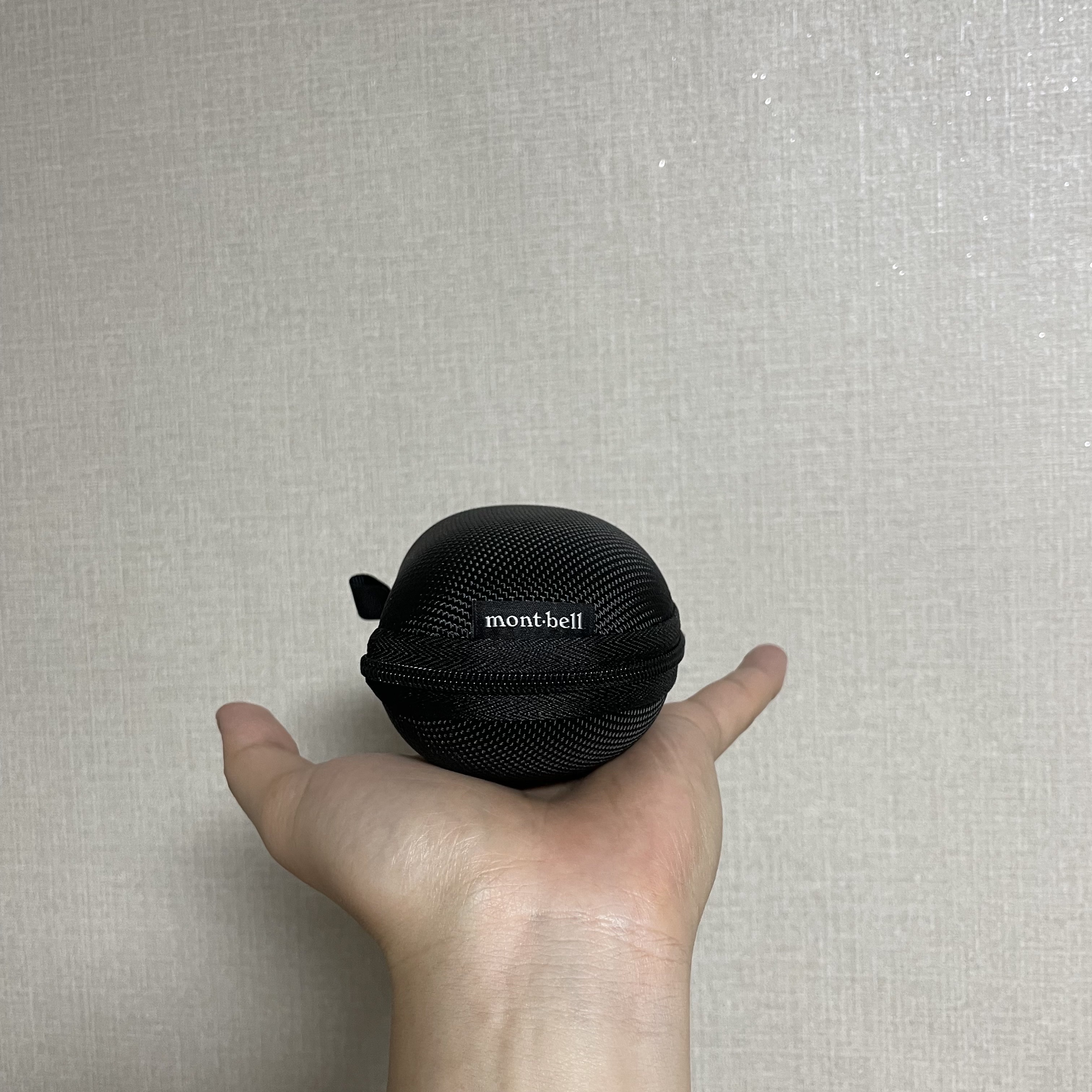 Montbell Polarized Trekking Glasses Black Black 착용 스타일