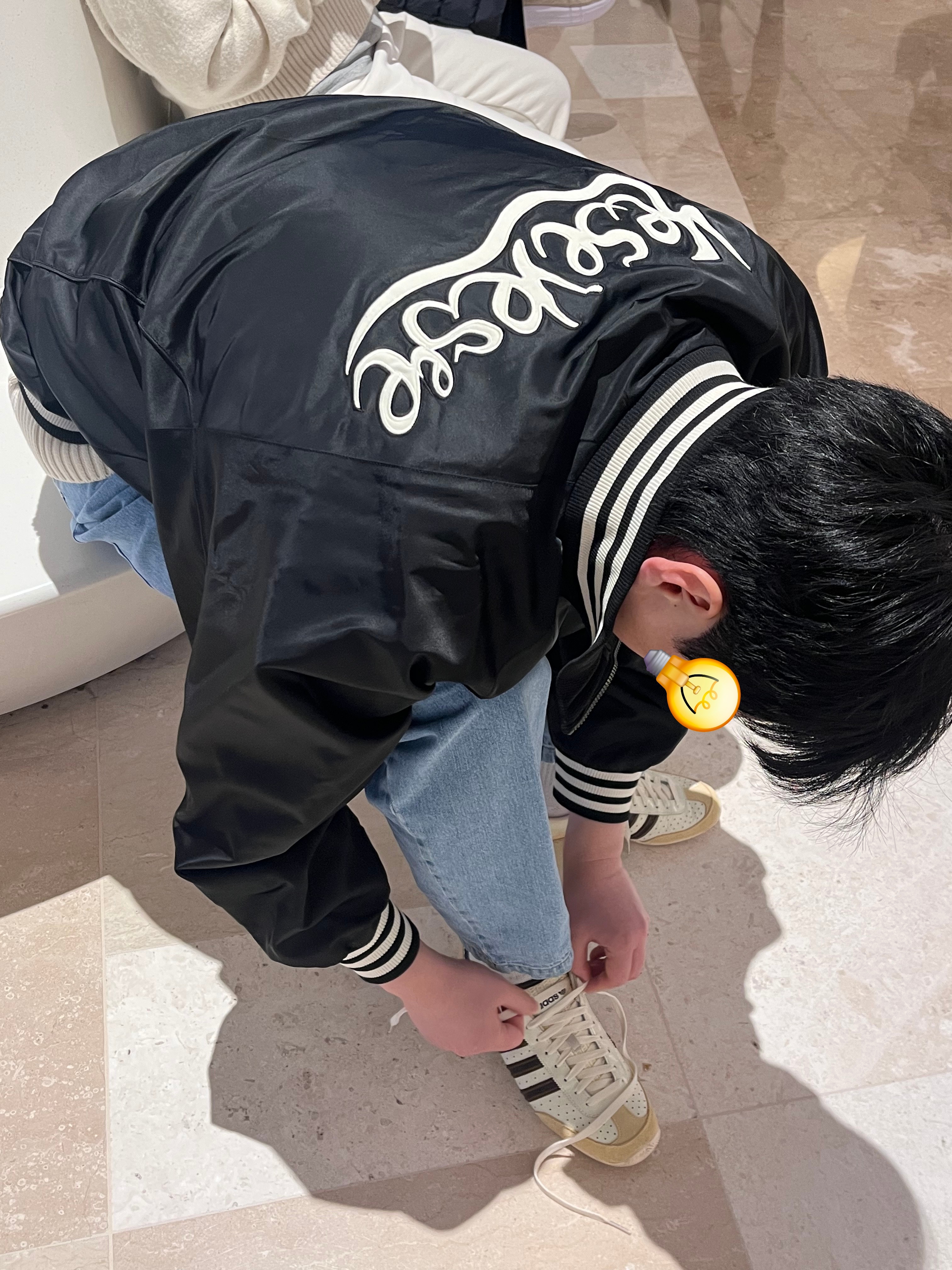 YESEYESEE Y.E.S Snail Logo Stadium Jacket Navy, Adidas x Wales Bonner Japan Shoes Cream White 착용 스타일 - 1