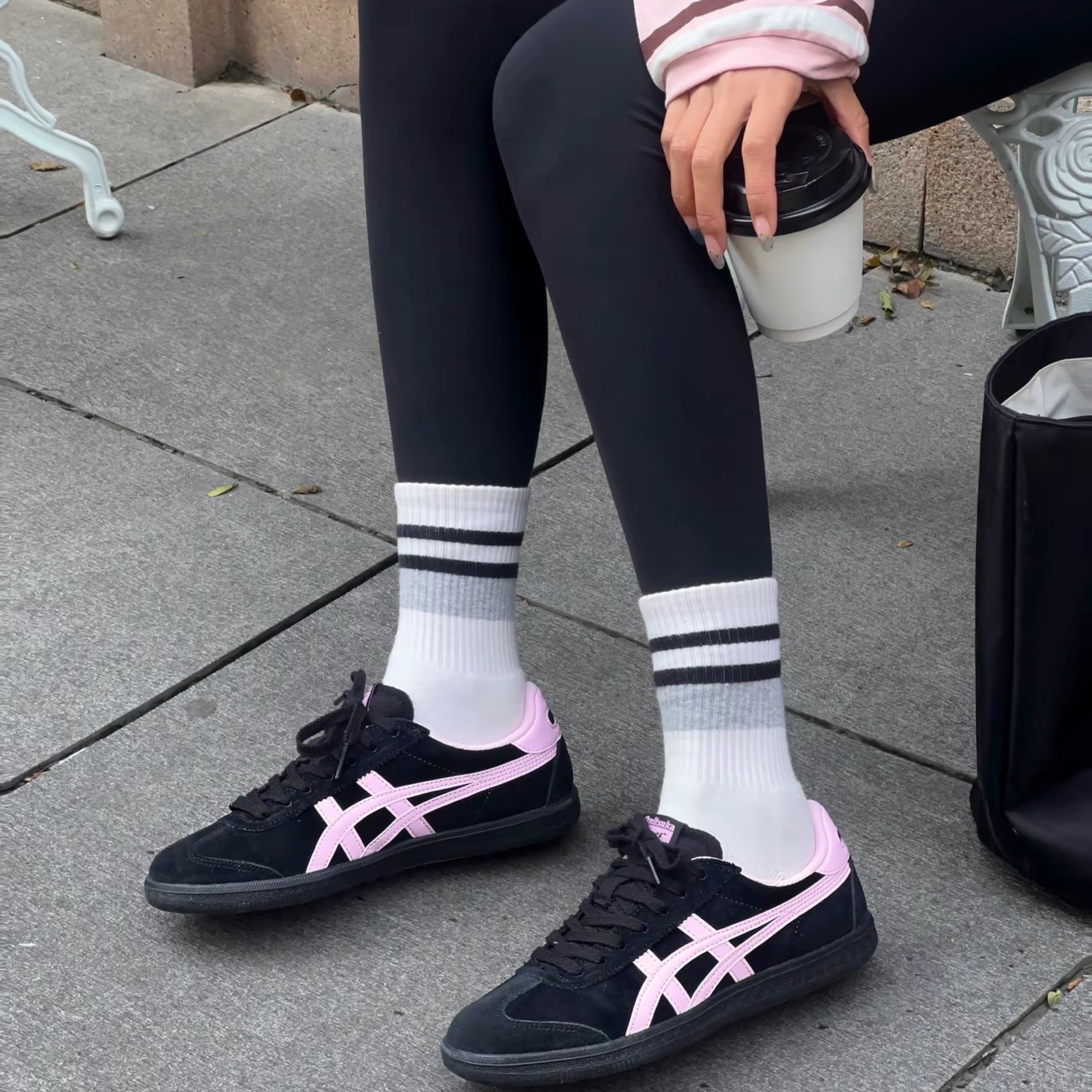 (W) Onitsuka Tiger Tokuten Black Pink 착용 스타일 - 3