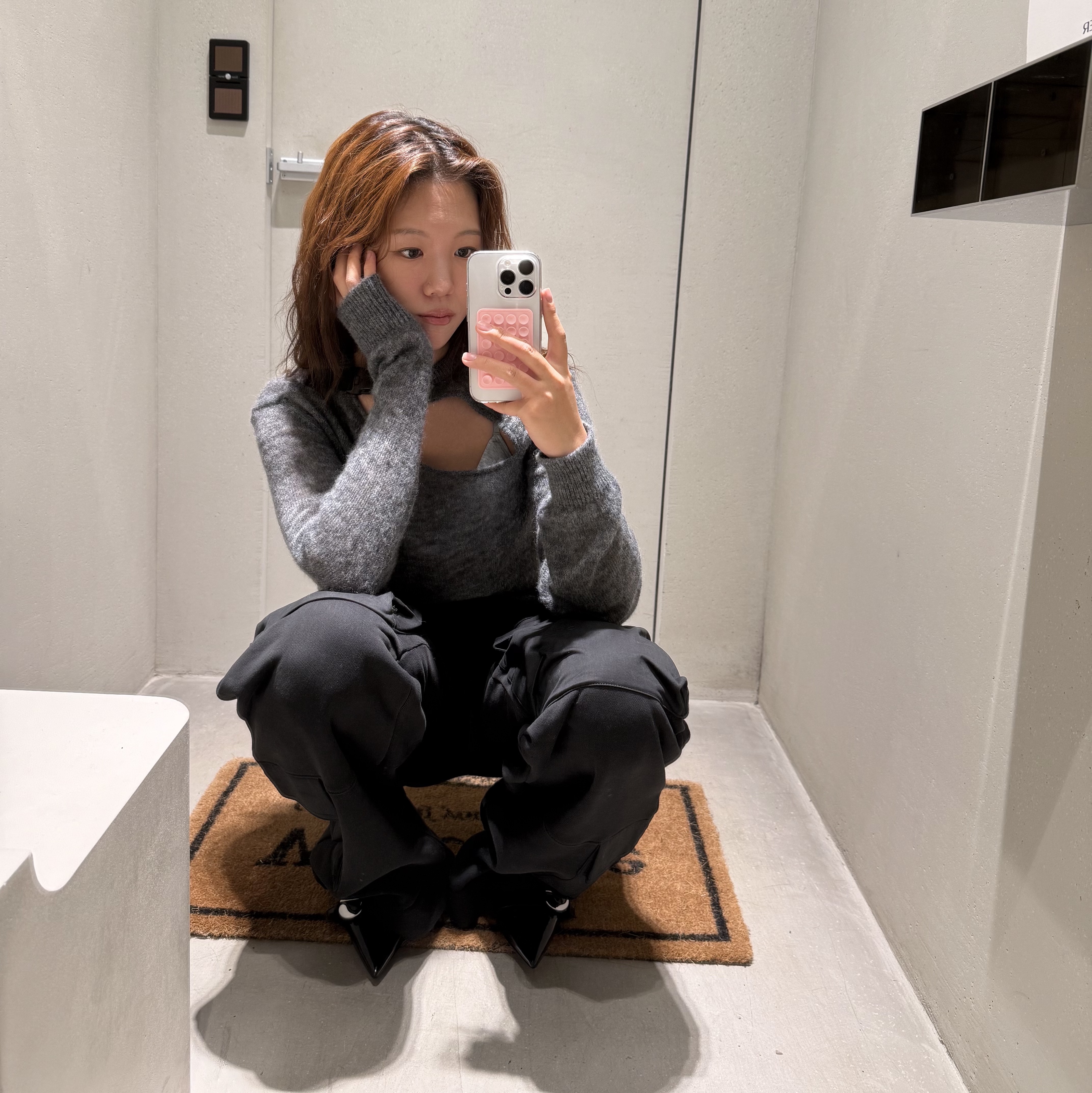 Entire Studios Utility Sweats Soot - 25FW 착용 스타일 - 5