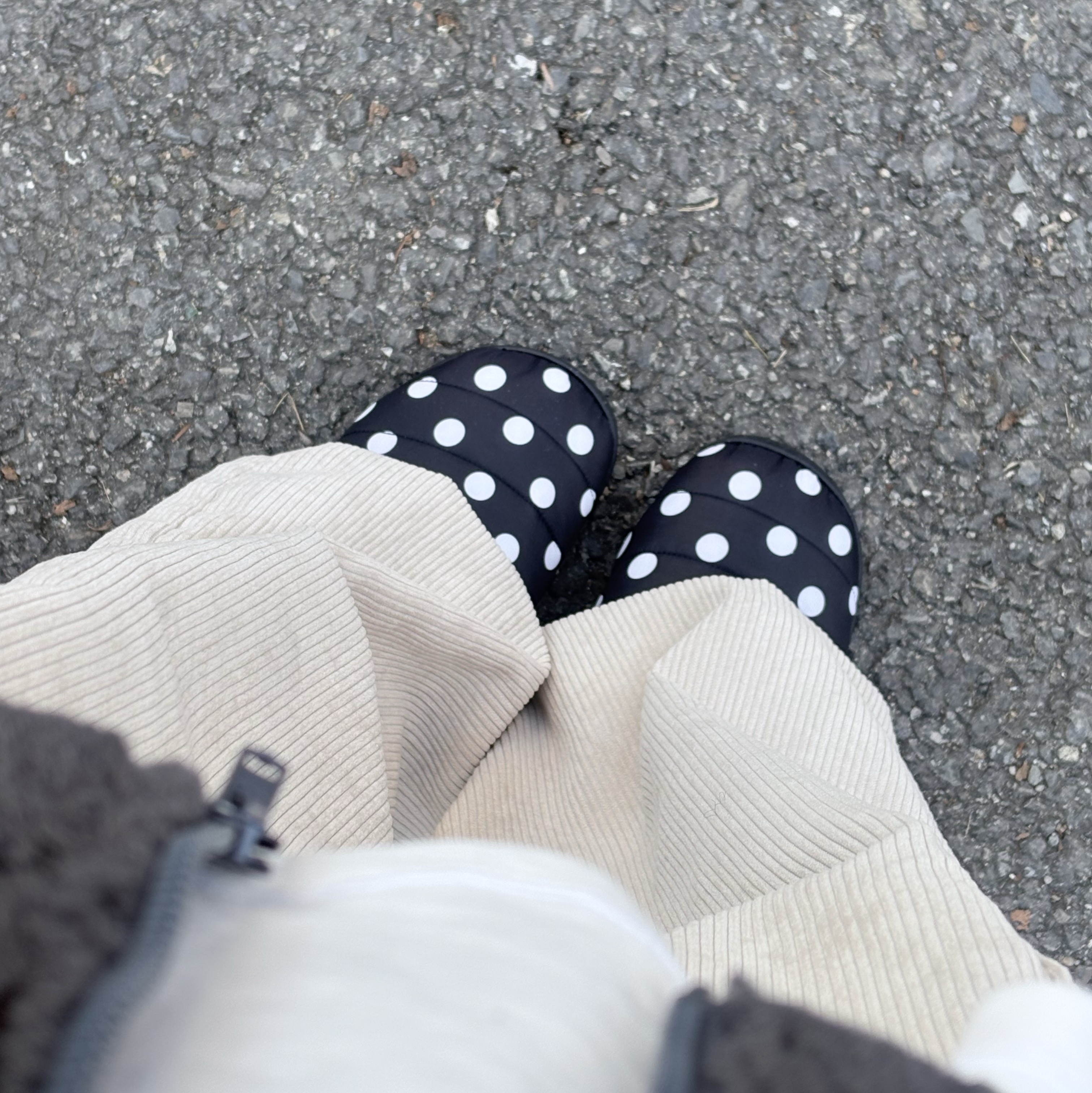 Subu Permanent F-Line Dots 착용 스타일