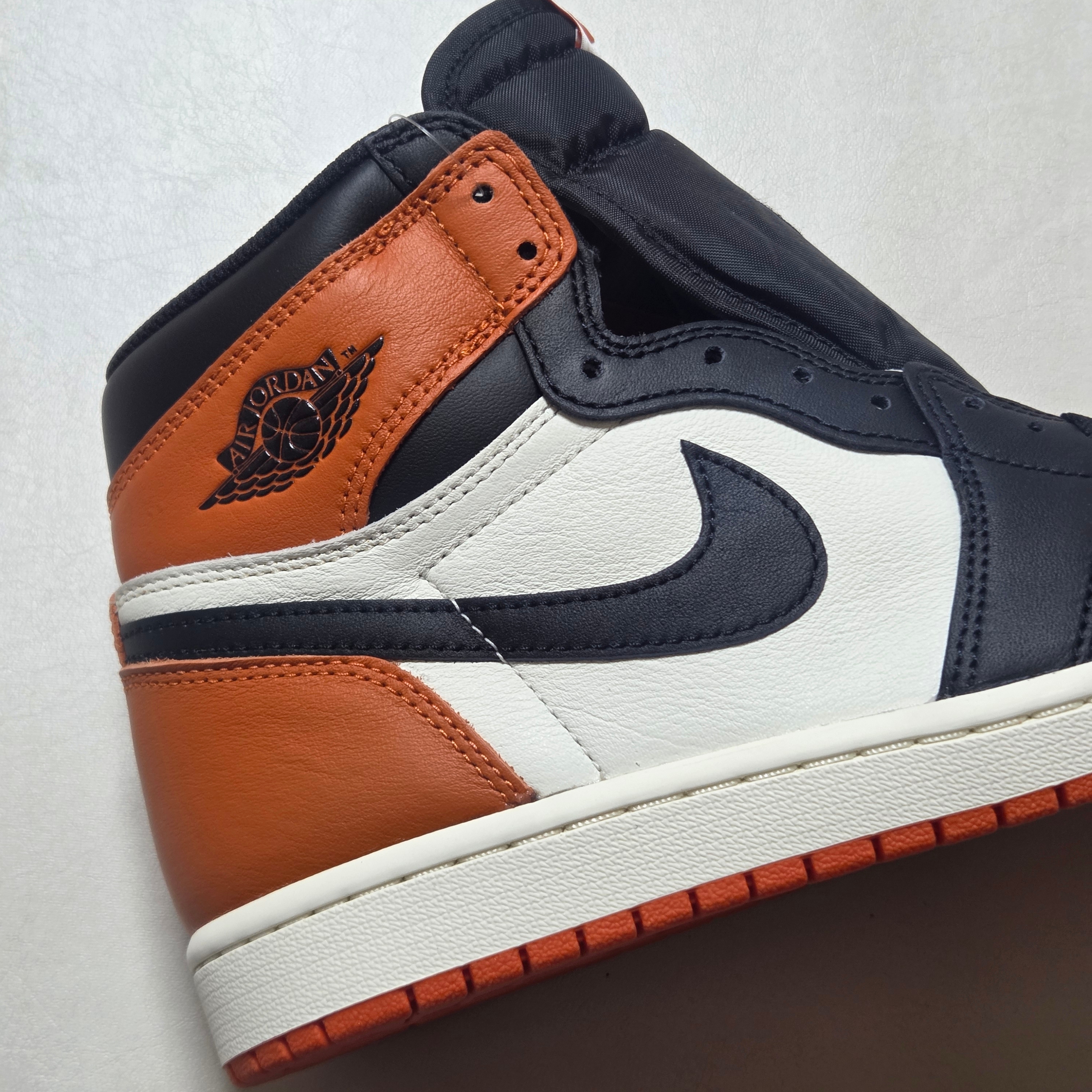 Jordan 1 Retro High OG Shattered Backboard 착용 스타일 - 4