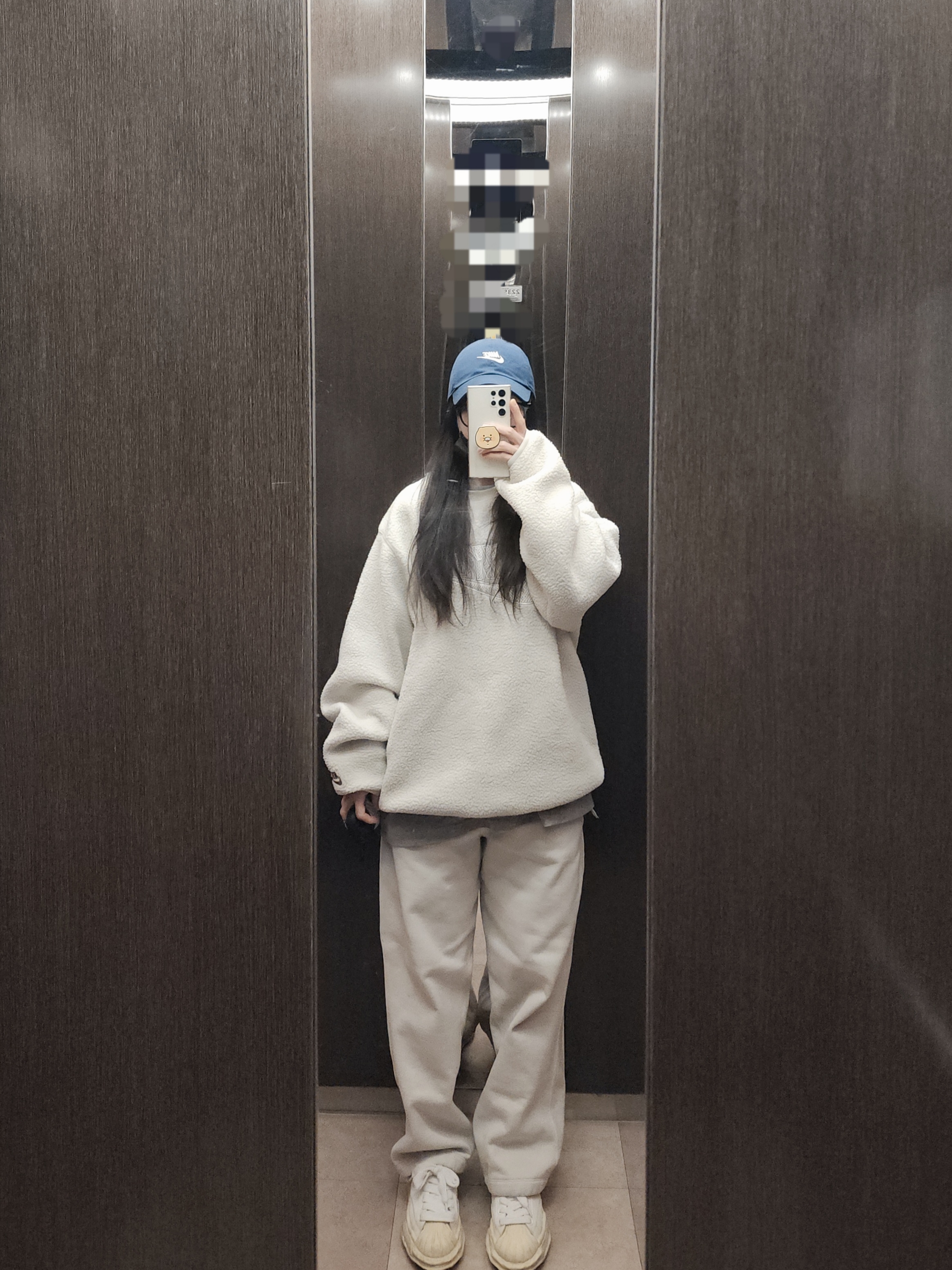 Nike NSW Essential+ Fleece Crewneck Light Bone - Asia, Nike NSW Swoosh Open Hem Fleece Pants  - Asia 착용 스타일