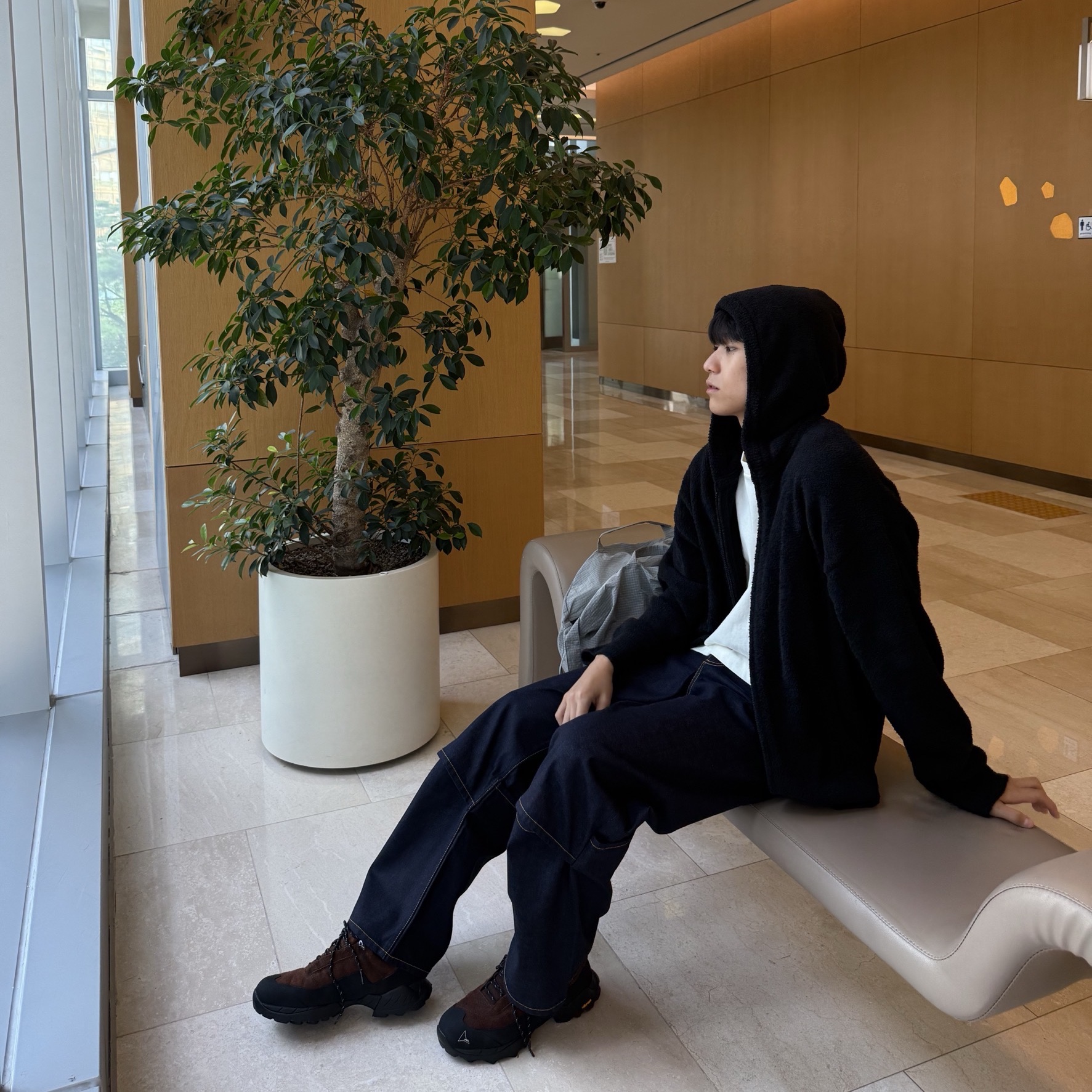 ROA Katharina Brown - 25FW 착용 스타일 - 3