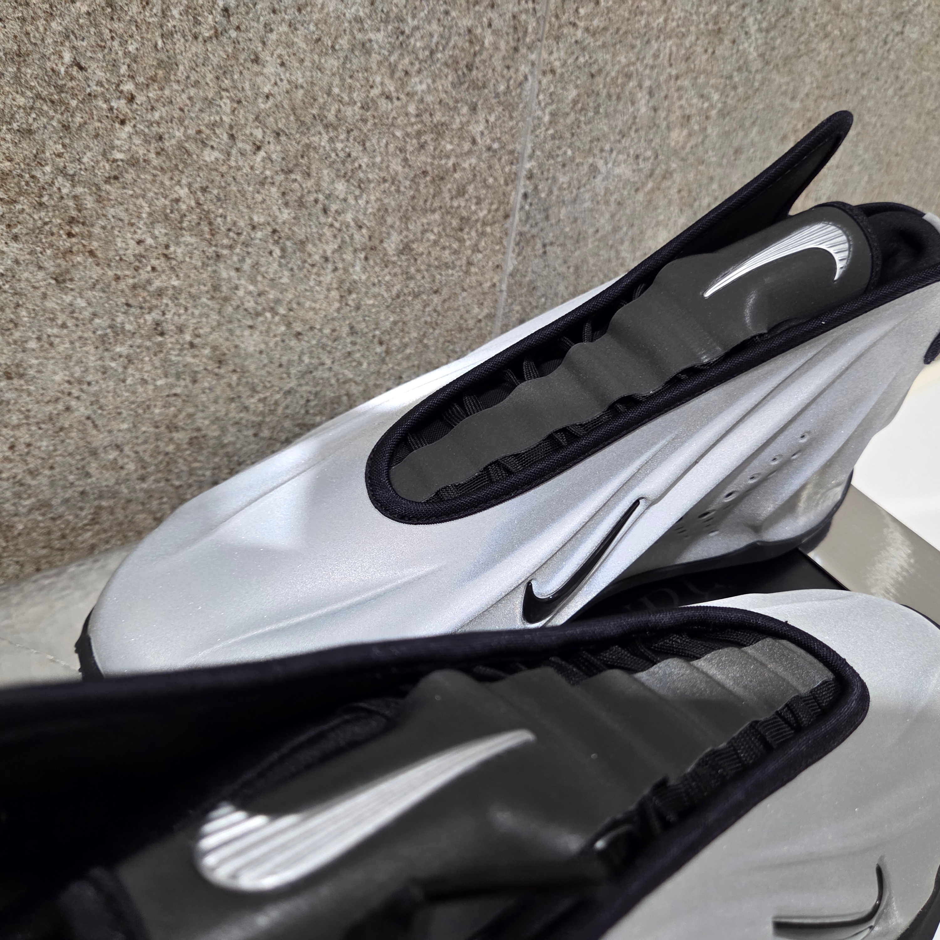 Nike G.T. Future EP Metallic Silver White 착용 스타일 - 5