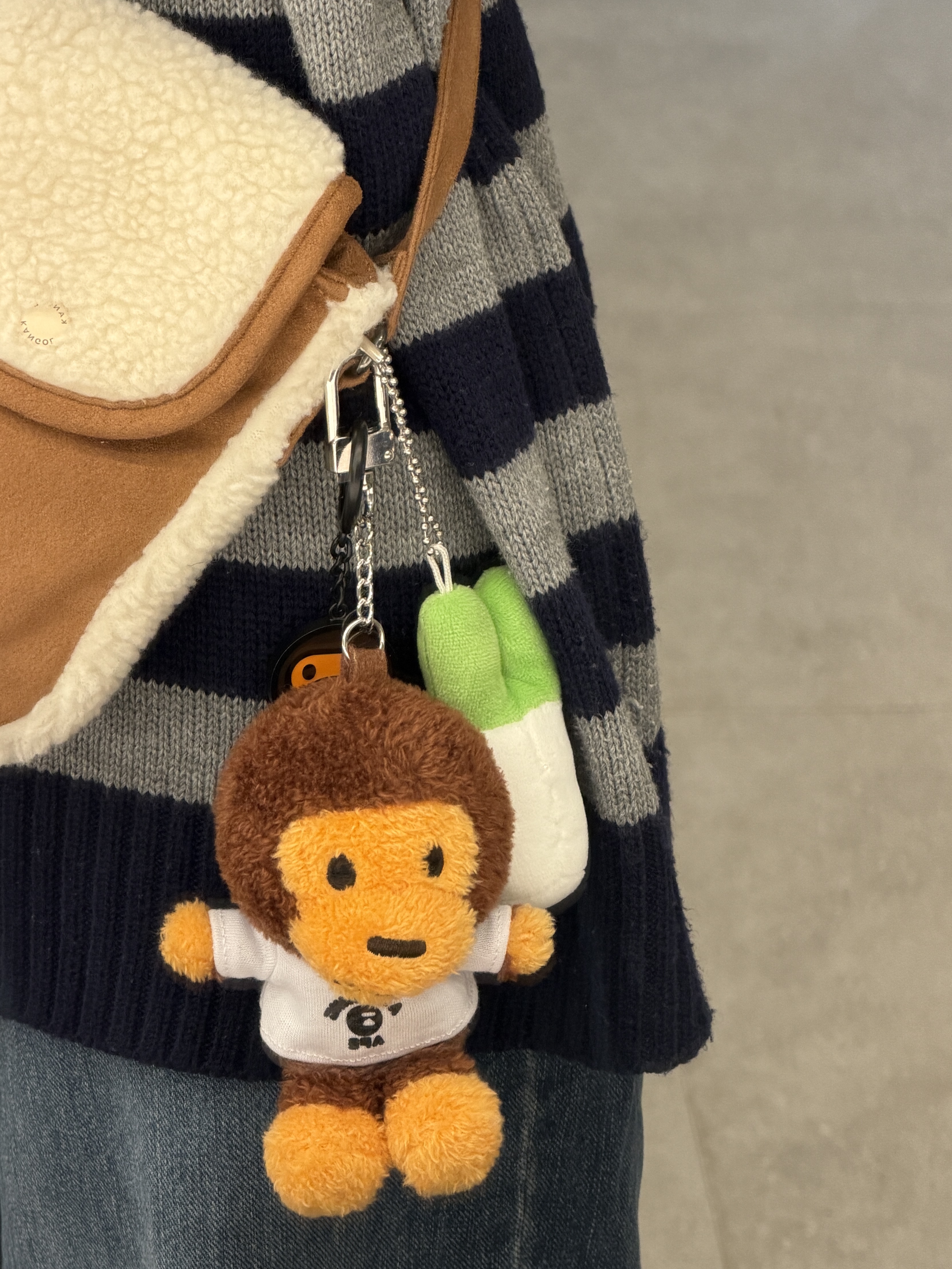 小物 BABY MILO COLLEGE TEE PLUSH KEY CHAIN A BATHING APE｜BABY