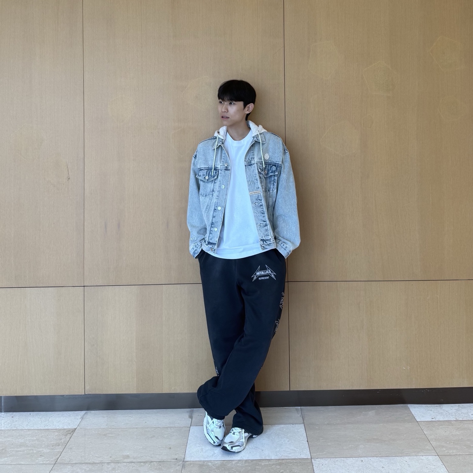 Represent x Metallica 40 Year Anniversary Sweat Pants Stained Black - 25SS 착용 스타일 - 6