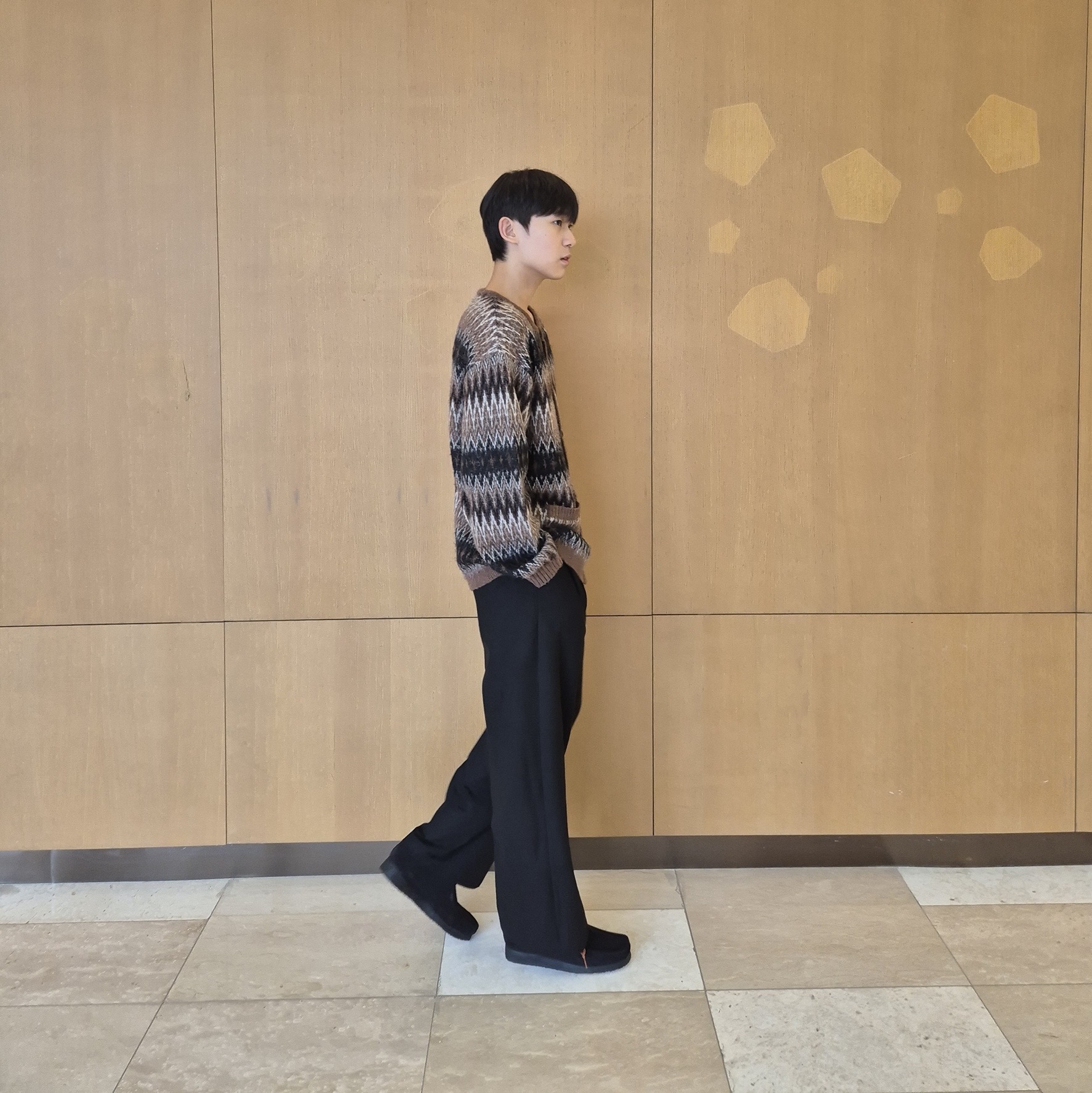 Clarks Wallabee Black Suede - 25FW 착용 스타일 - 8