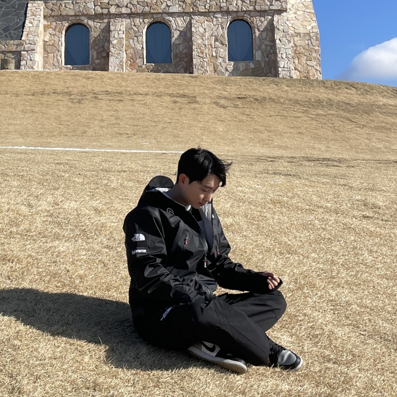 Supreme x The North Face Summit Series Outer Tape Seam Jacket Black - 21SS 착용 스타일 - 3