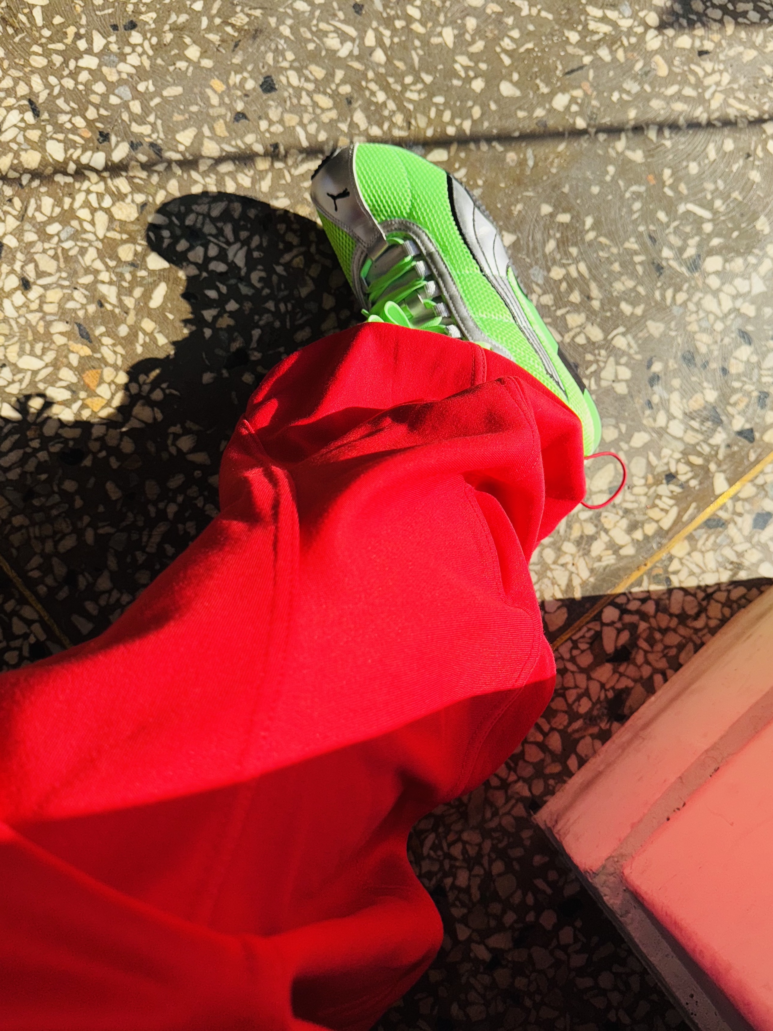 Puma H-street OG Green Silver, Gentle Monster x Maison Margiela MM007 Black Black 착용 스타일 - 2