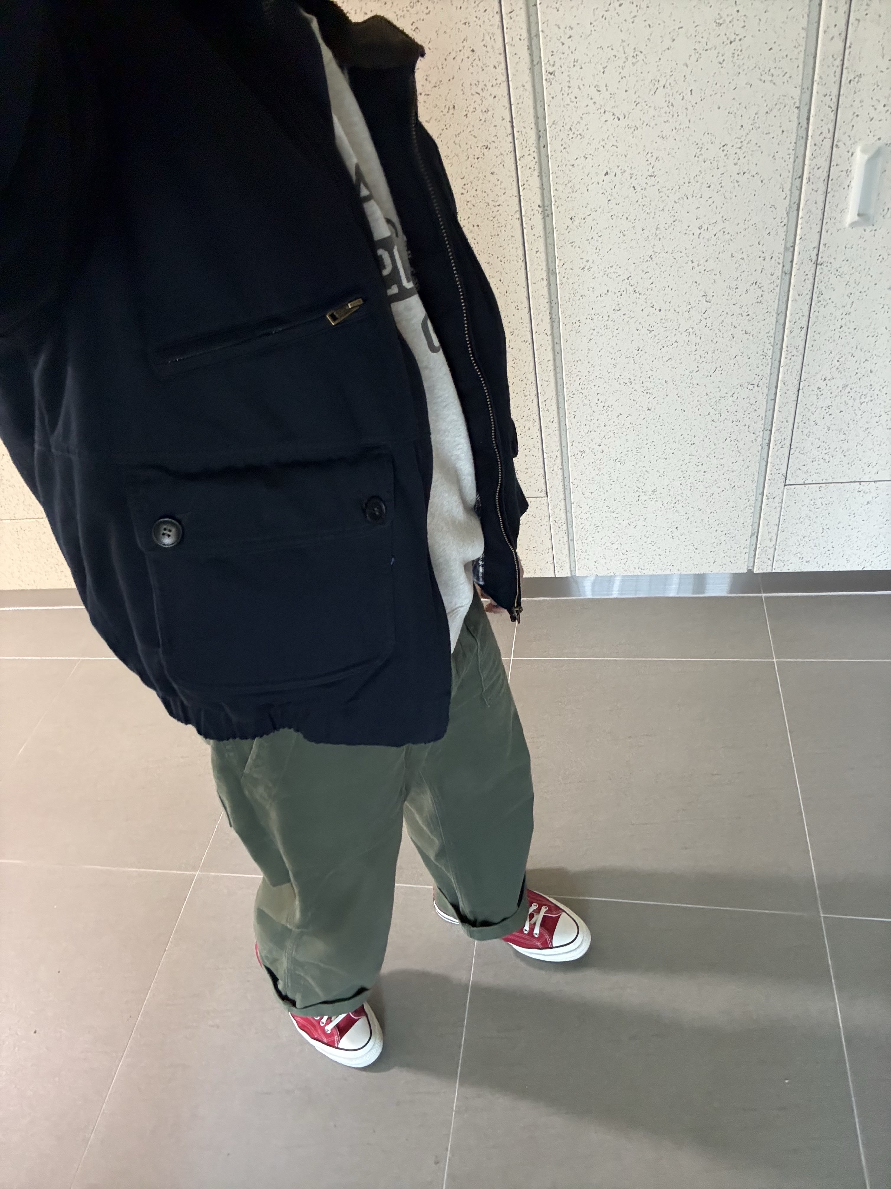Converse Chuck 70 Ox Vintage Canvas Enamel Red 착용 스타일 - 2