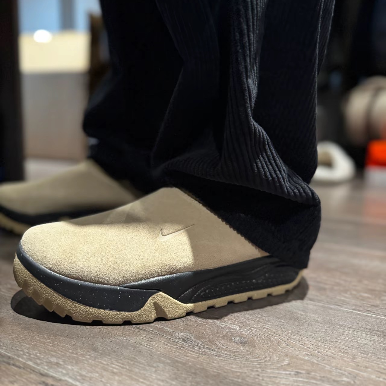 Nike ACG Rufus Limestone and Black 착용 스타일 - 4