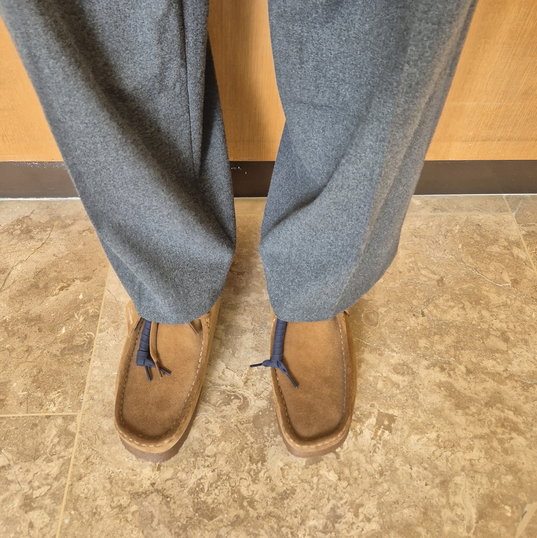 Clarks Wallabee Cola Cola - 25FW 착용 스타일 - 1