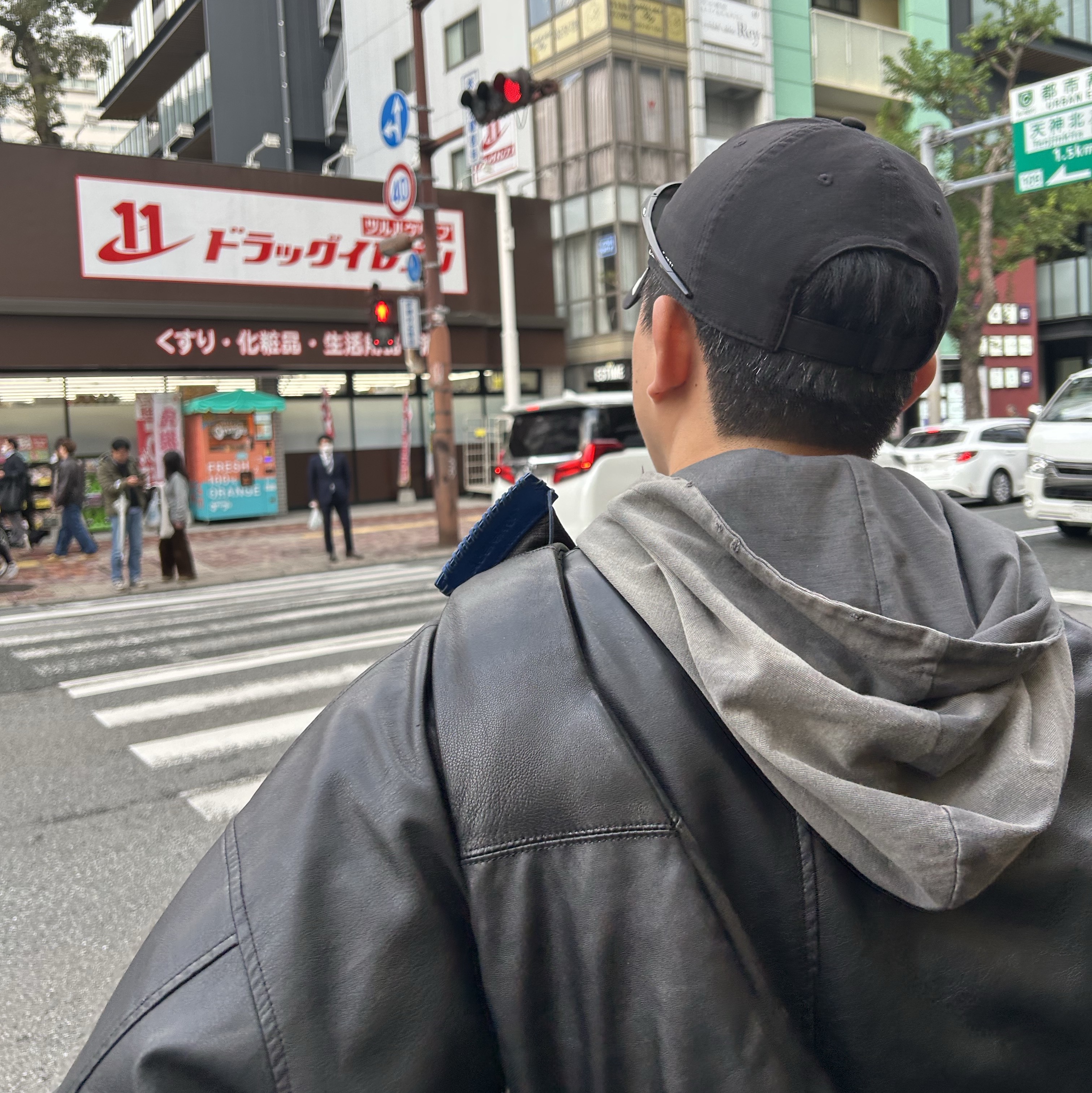 Oakley Eye Jacket Redux Matte Black Frame Prizm Grey Lenses High Bridge Fit, Nike x Stussy Air Penny II Rattan and Limestone 착용 스타일 - 3