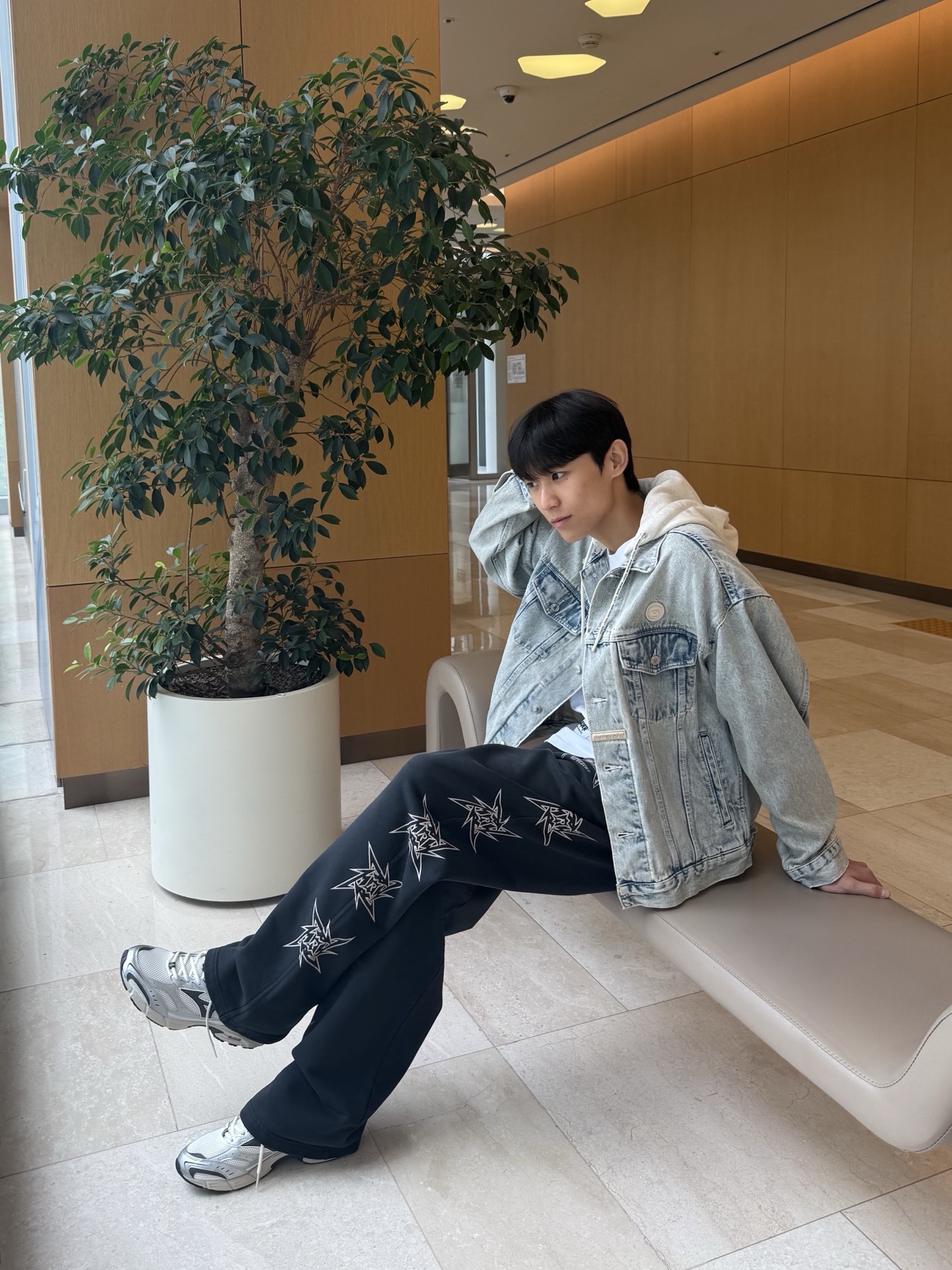 AAPE Now Light Weight Jacket Blue - 25SS 착용 스타일 - 3