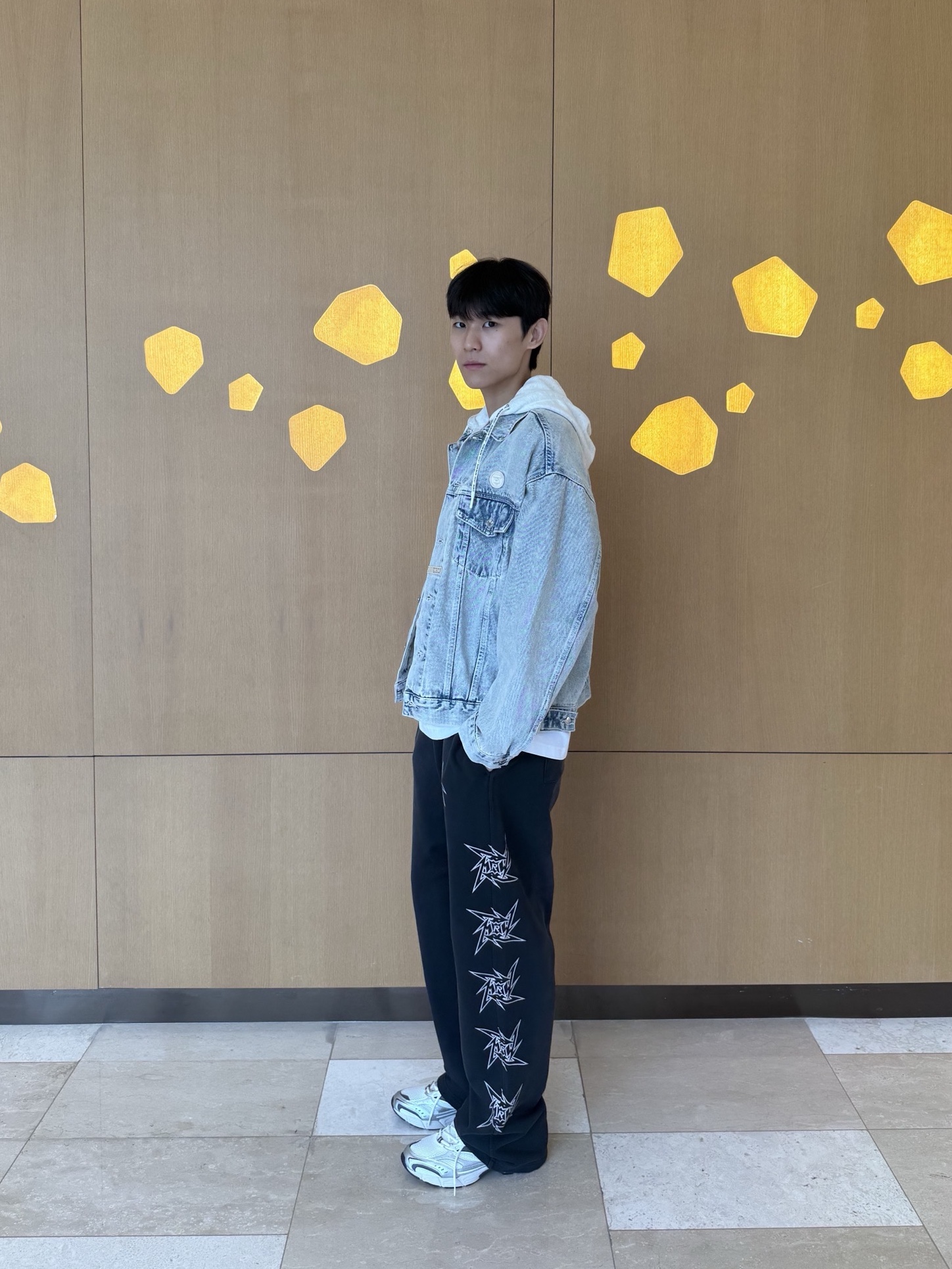 AAPE Now Light Weight Jacket Blue - 25SS 착용 스타일 - 9