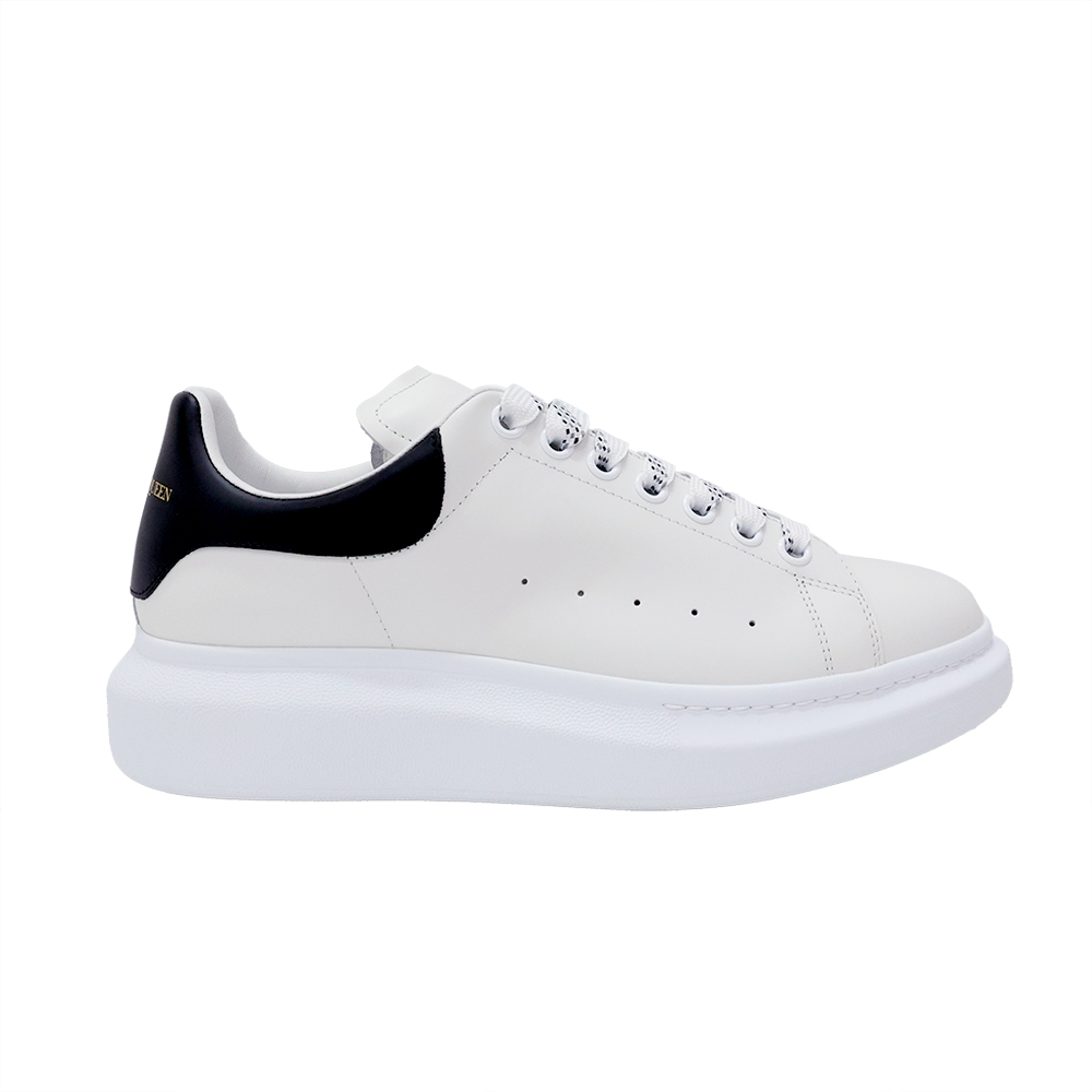 553680 WIAIG 9061 [15%쿠폰]Alexander McQueen Oversole Sneakers Black White