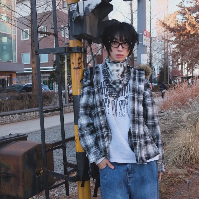 SPORT CHAMBER SC Sporty Rucksack Charcol, SPORT CHAMBER SC Fur Hood Shirt Black 착용 스타일 - 4