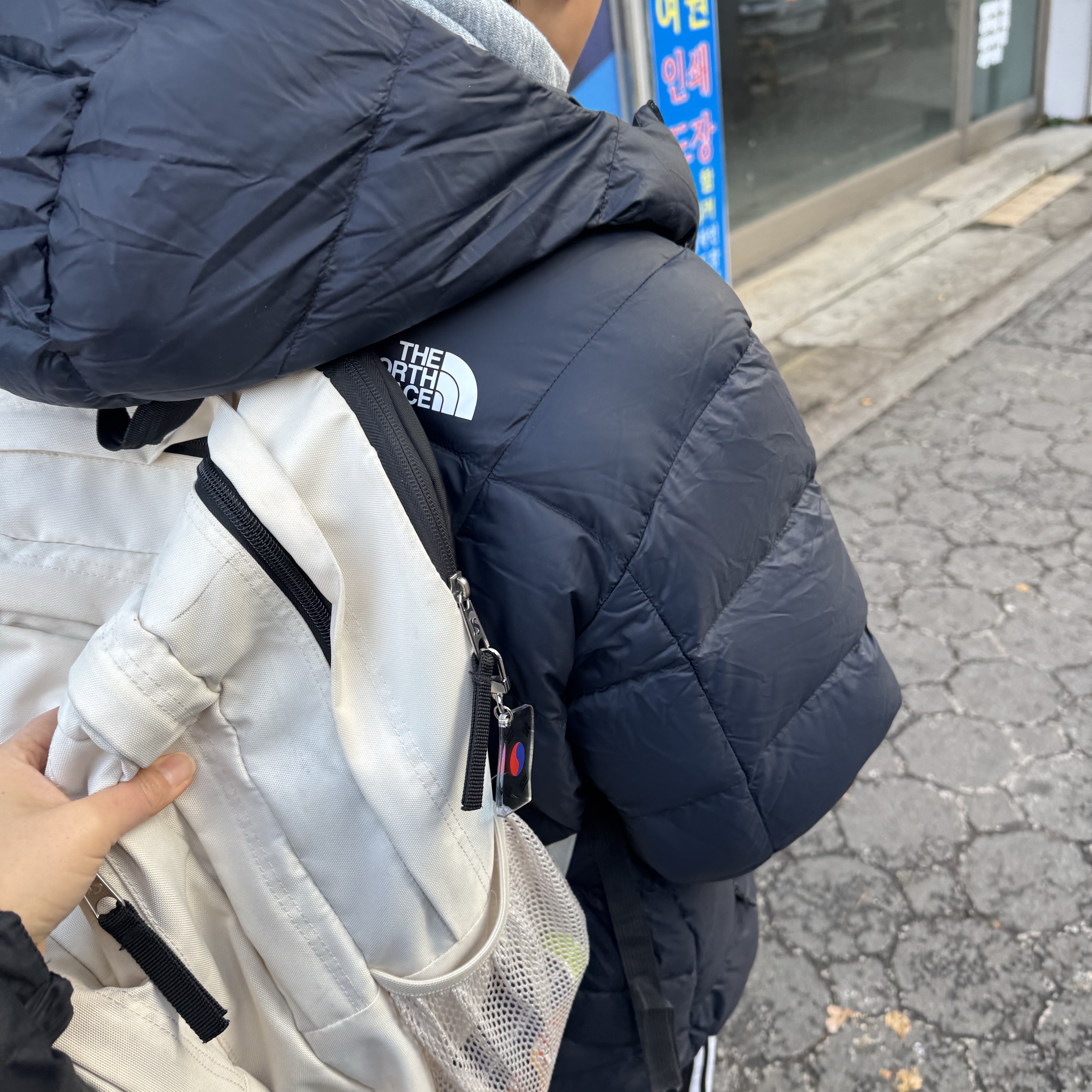 The North Face Ruta Down Jacket RDS Black - 25FW 착용 스타일
