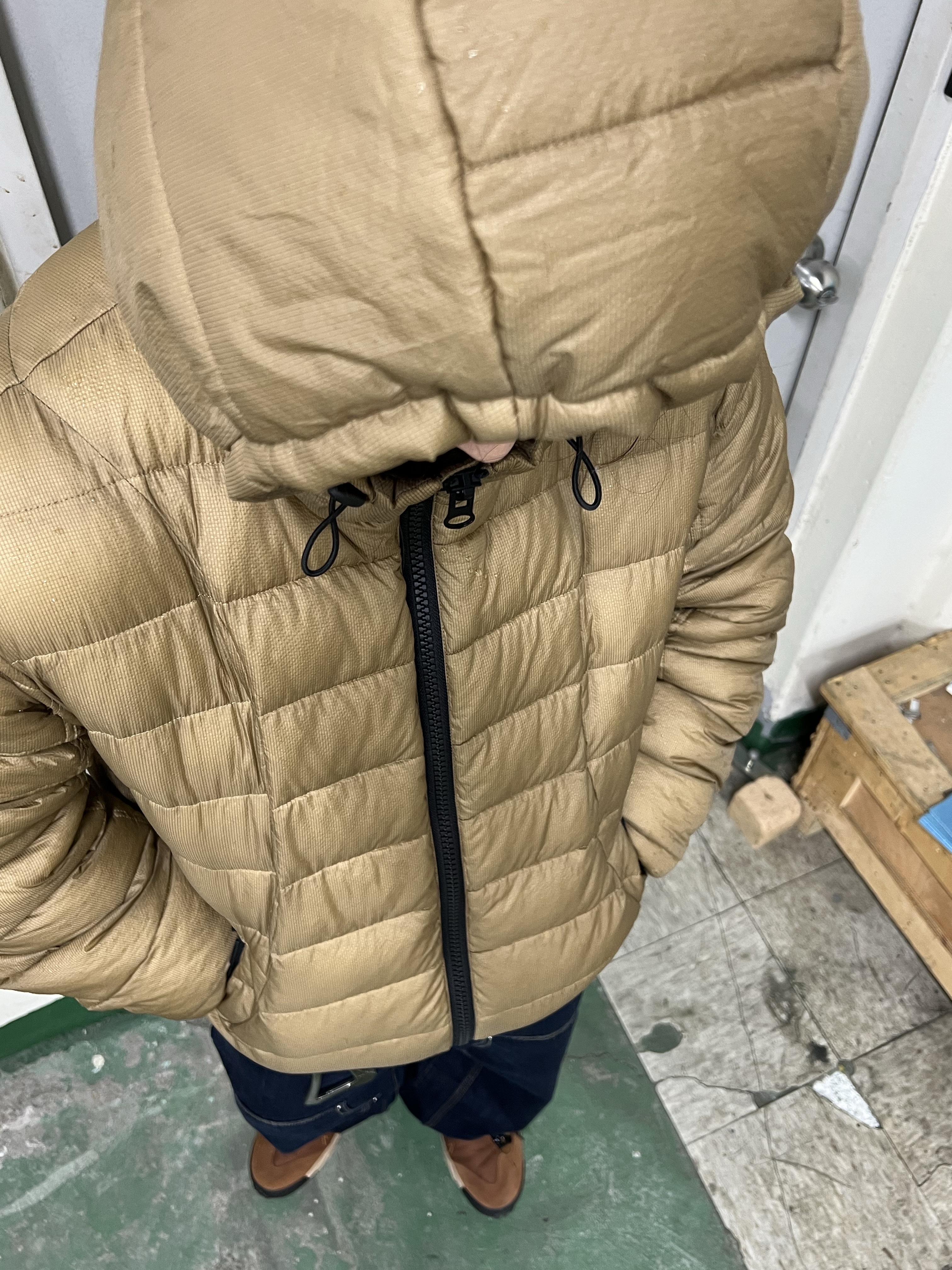 Nike x Sacai Magmascape SP Pecan, Honda Motorcyle Gloves White 착용 스타일 - 2