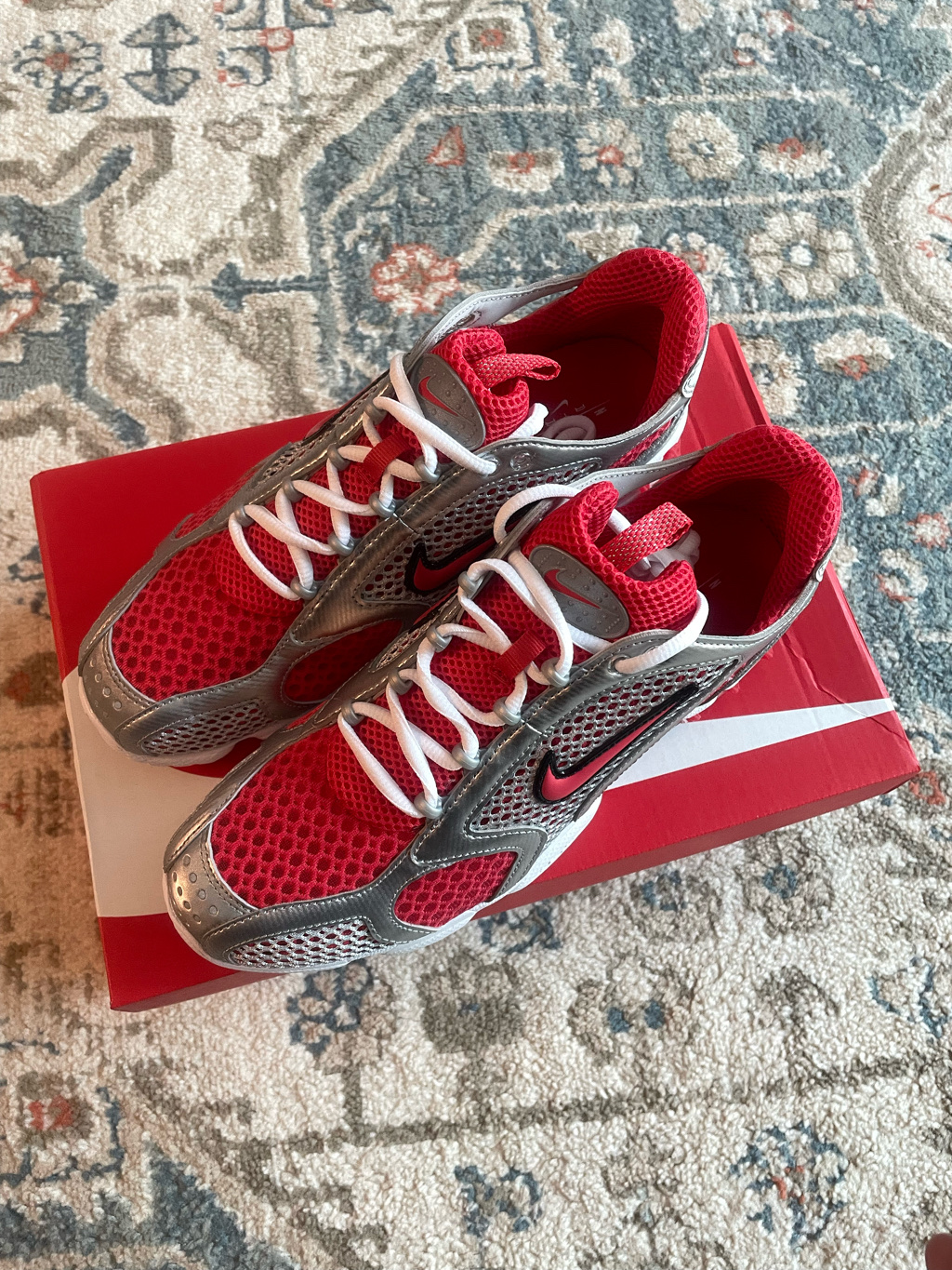 Nike Air Zoom Spiridon Cage 2 Varsity Red 착용 스타일 - 2