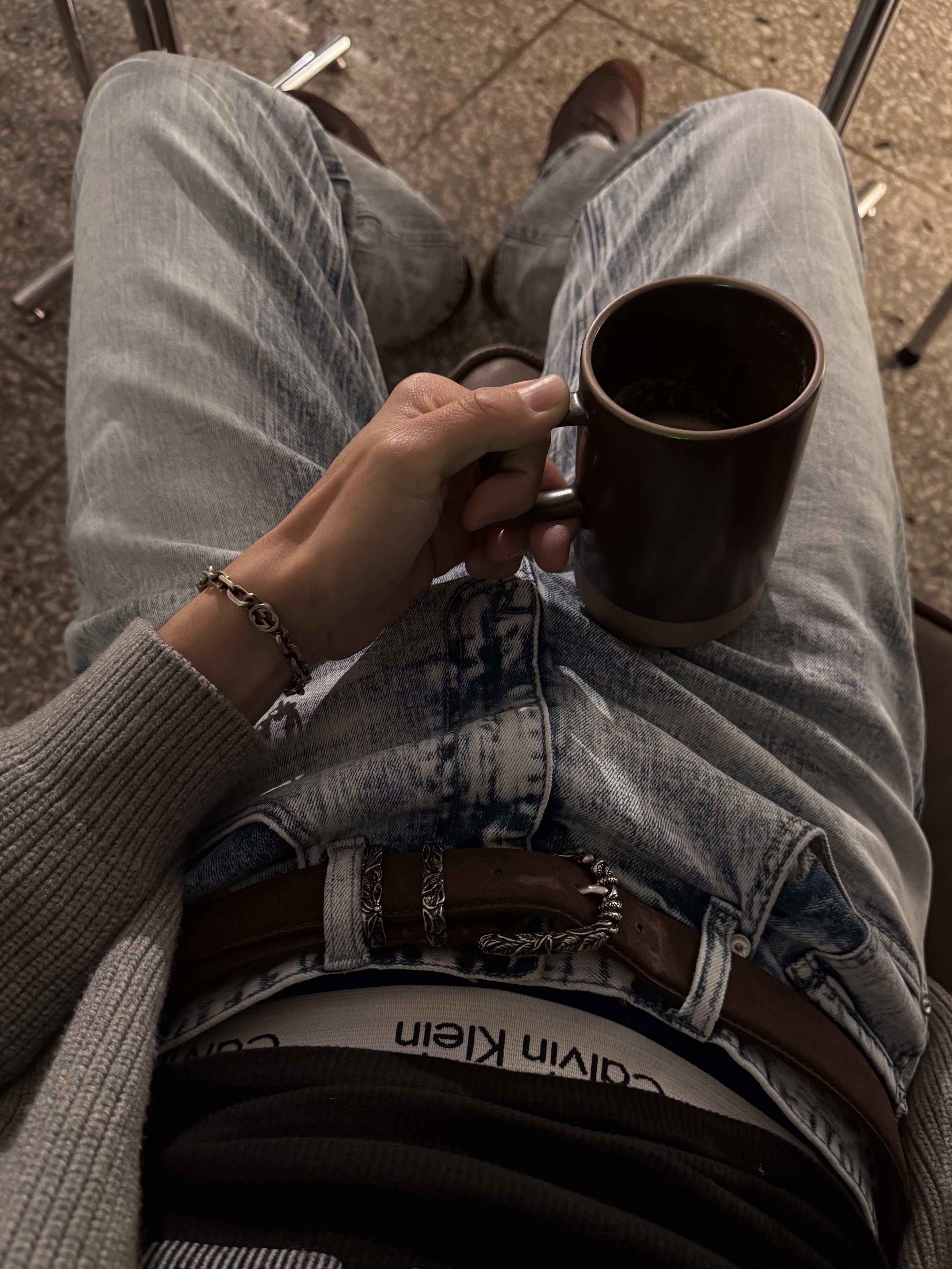 Farfromwhat Far Suade Belt_Brown, Gucci Interlocking G Bracelet Silver 착용 스타일 - 1